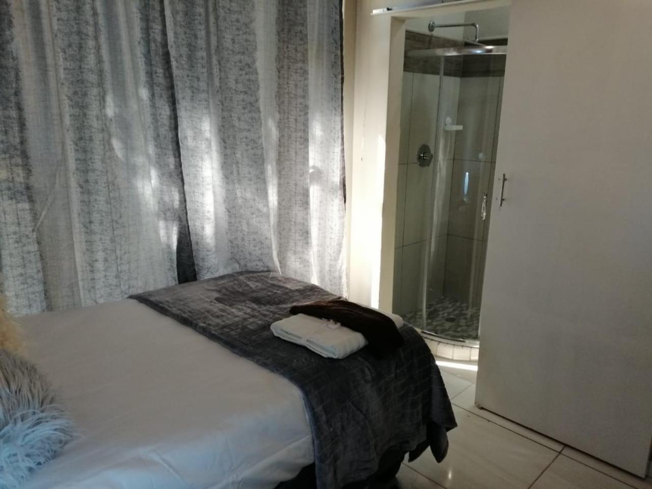 Montana Guest House