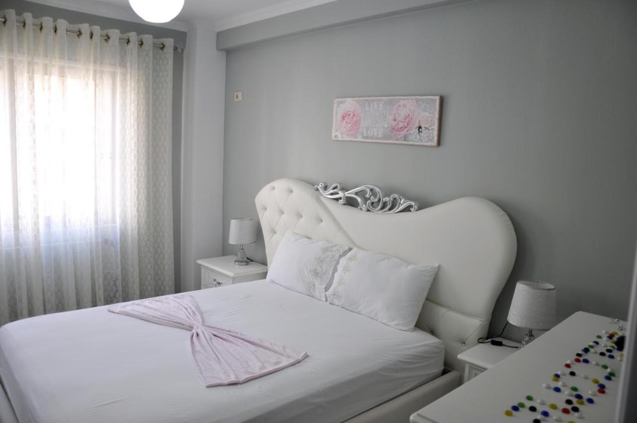 Modern Summer Apartment photo 3