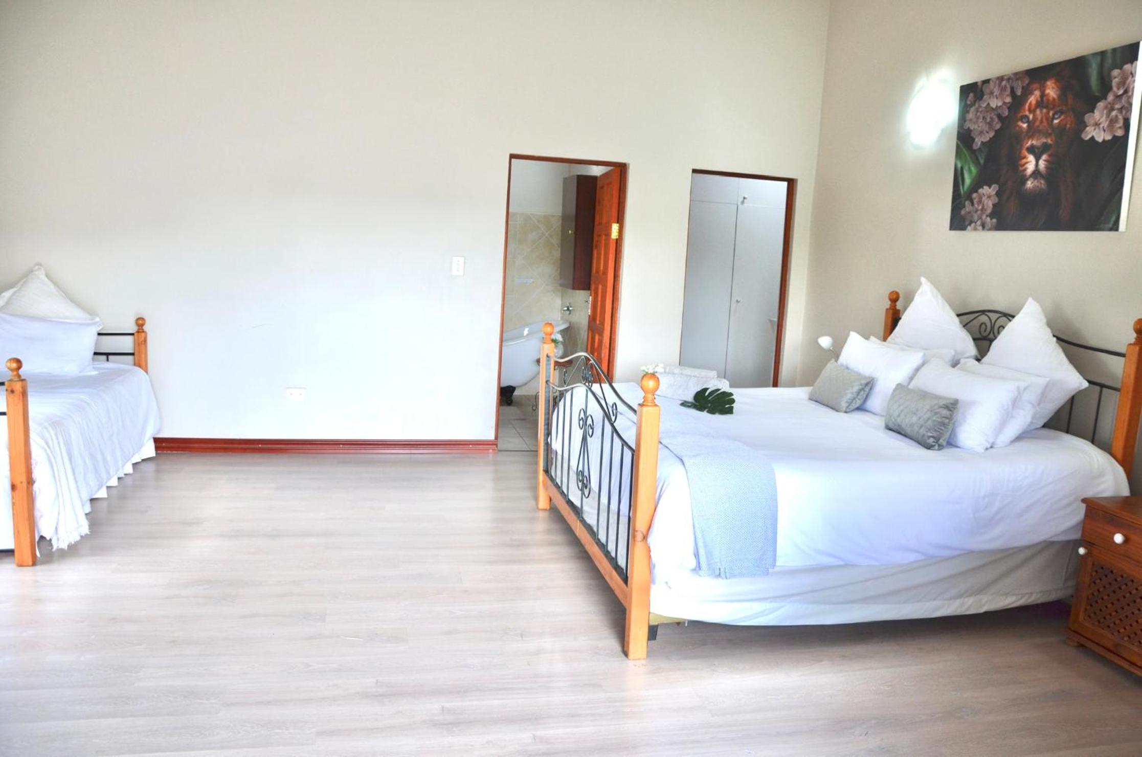 Muqurati Lodge - Dinokeng Game Reserve