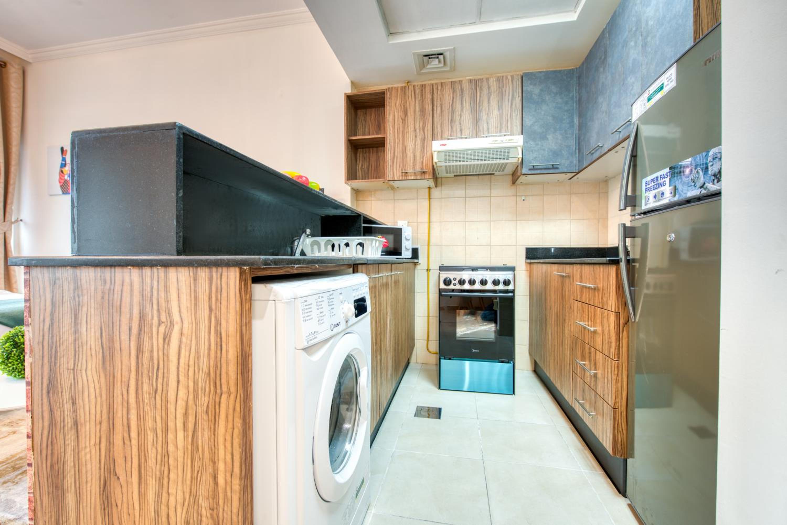 RH- Burj Al Nujoom, Downtown, Cozy Studio near Dubai Mall