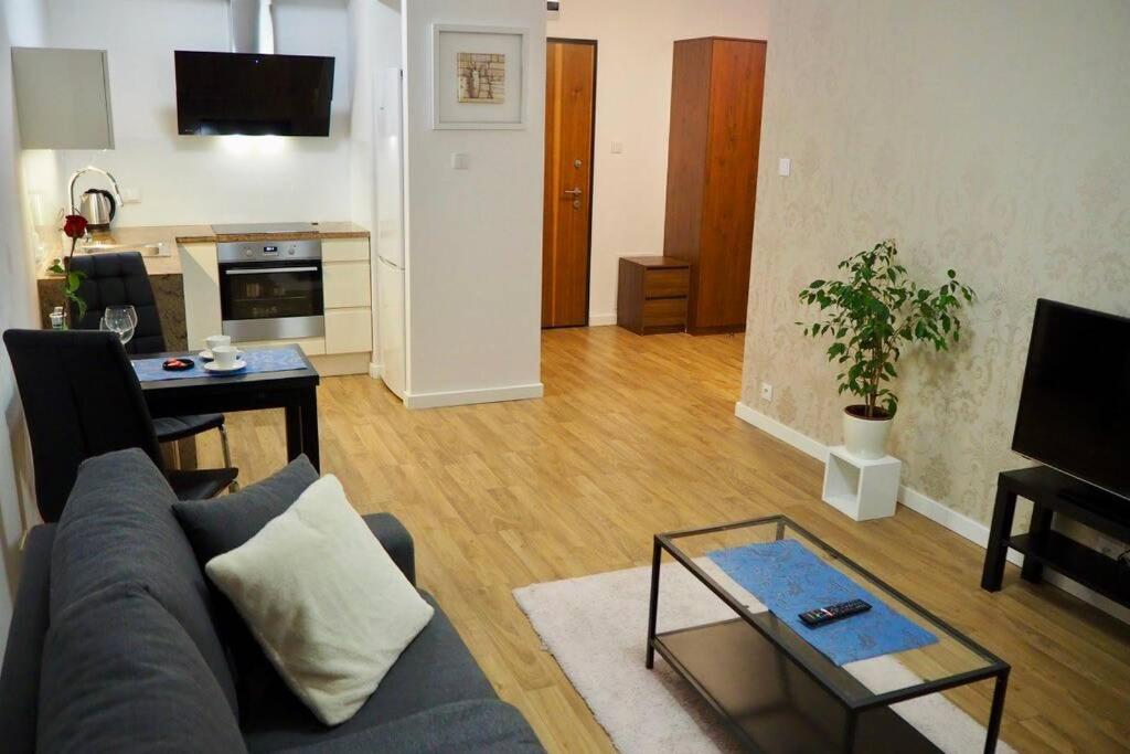 Wilanów Apartment close to Town Hall and Palace view 2
