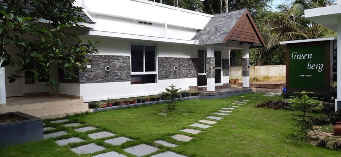 Greenberg cottages Mararikulam