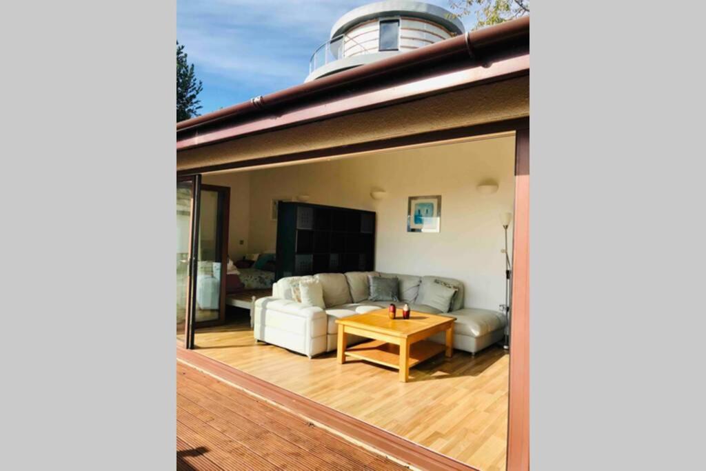 Great couples accommodation with beautiful sea view view 3