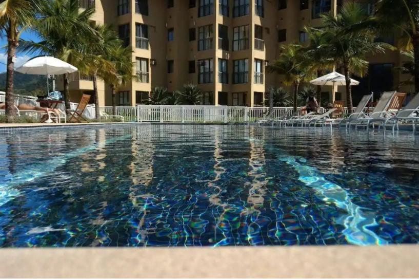 Apartamento estúdio com vista para piscina - Praia do Sahy