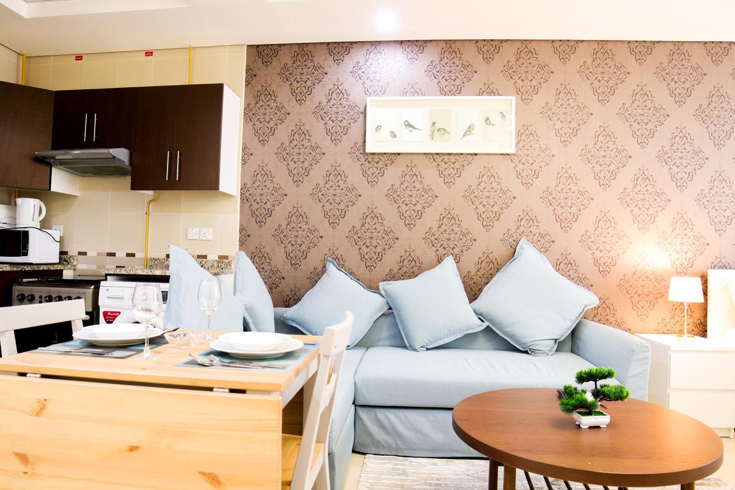 SHH - Amazing Studio in Hercules Tower, Wadi Al Safa