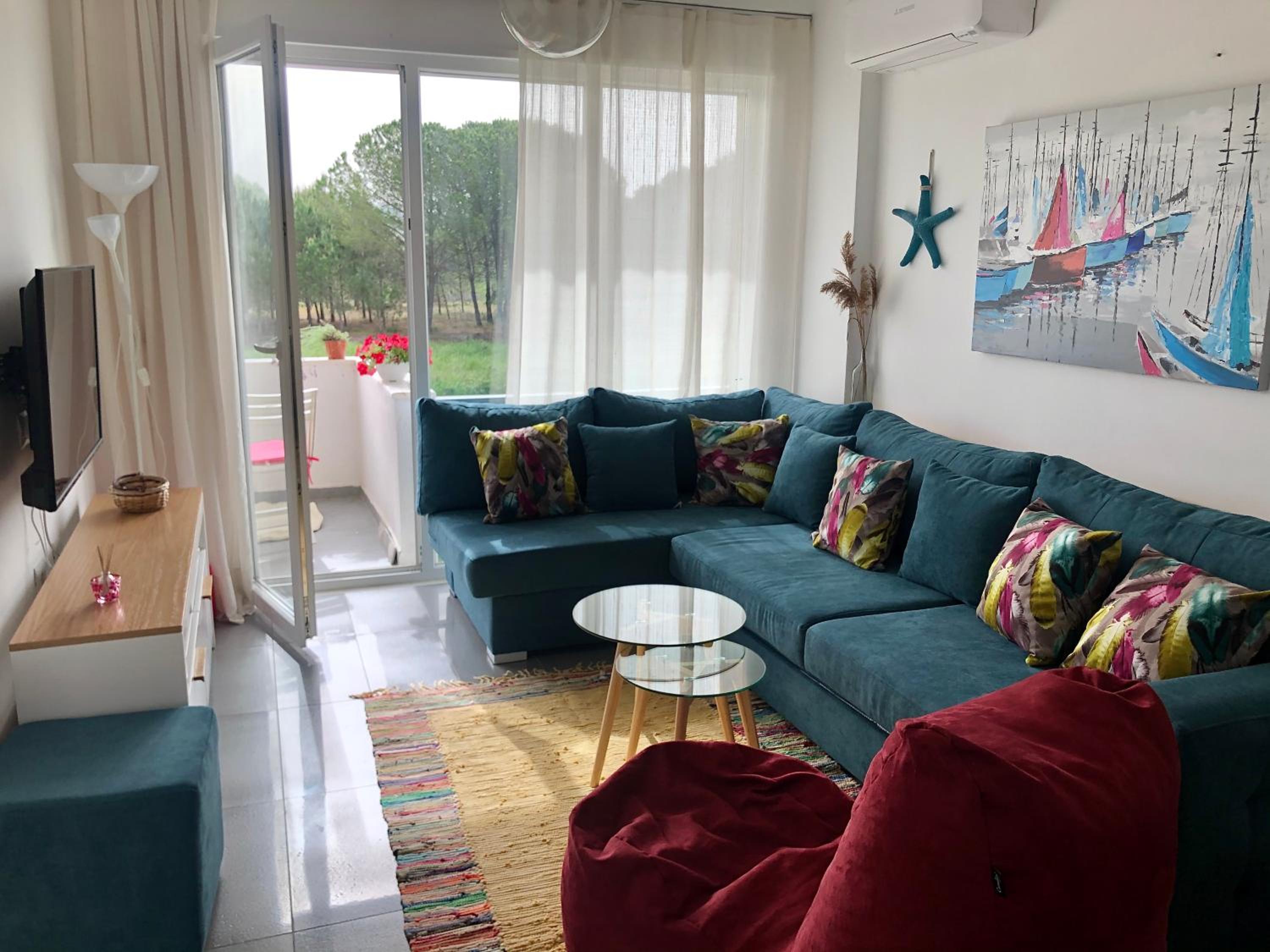 Hanah Apartment - Gjiri Lalzit Lura 3