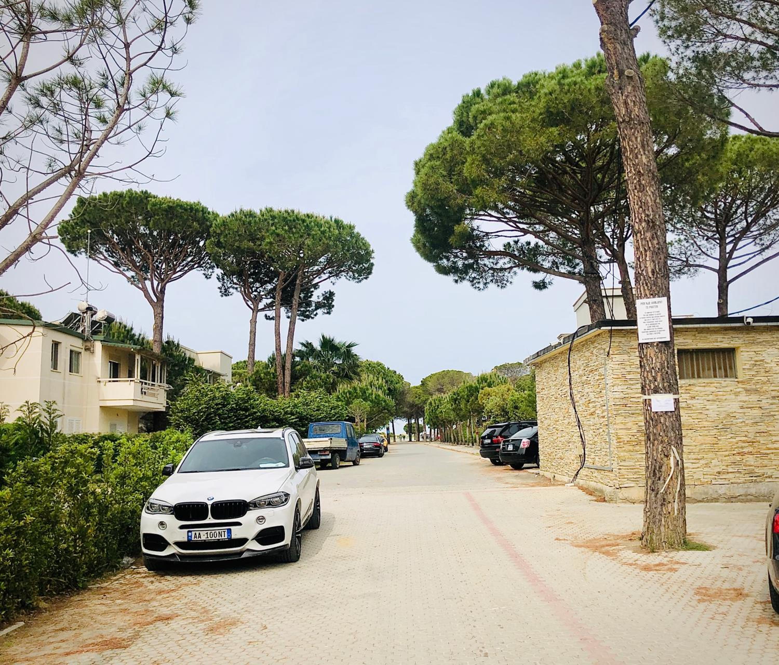 Hanah Apartment - Gjiri Lalzit Lura 3