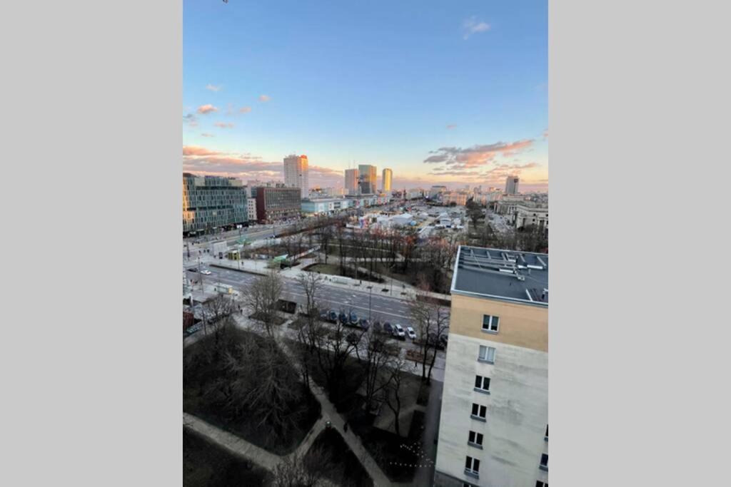 Super Apartament BROWN 2x Metro NOWY WiFi Netflix Spotify Panorama Miasta
