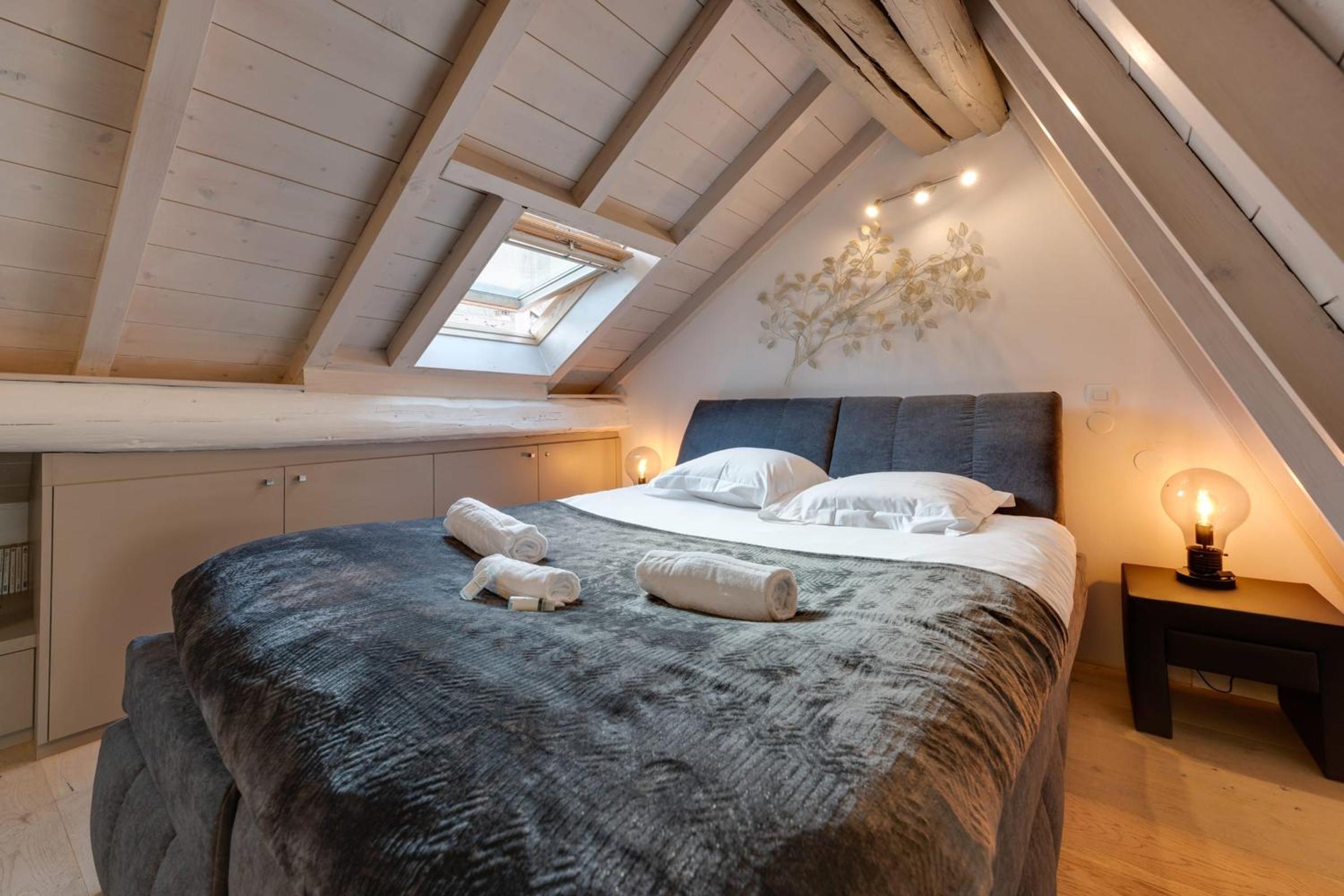 The Attic - Ideally located in the old town view 5