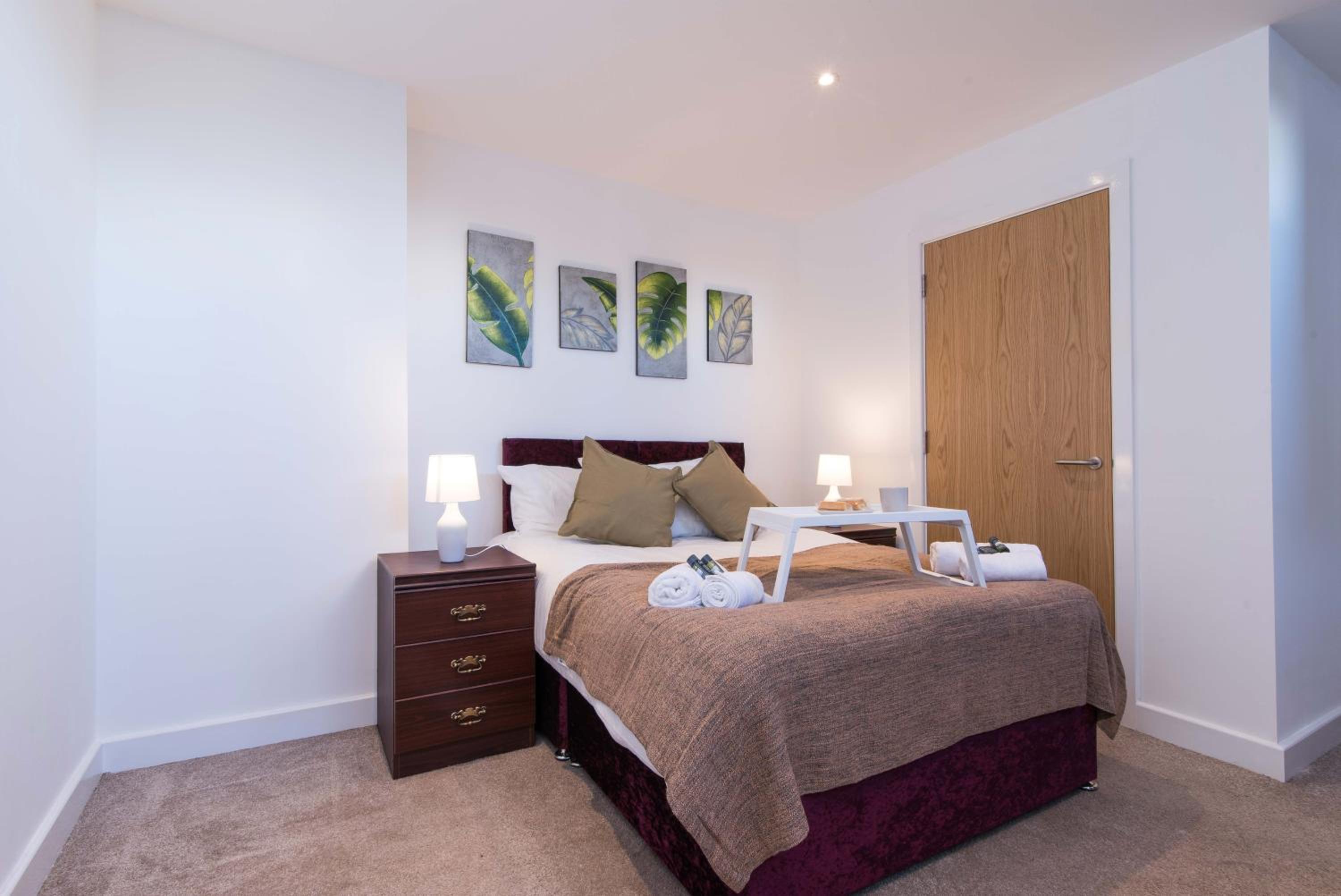 SUBLIME STAYS - Derby City Centre Apartments
