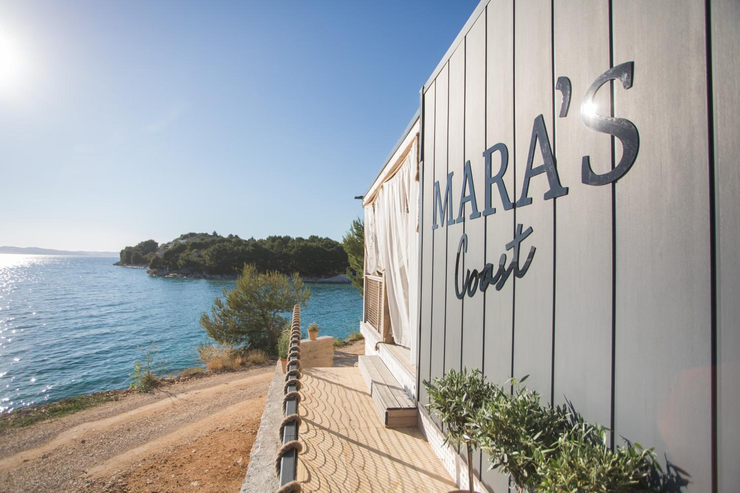 Mara's Coast - Amelia view 4
