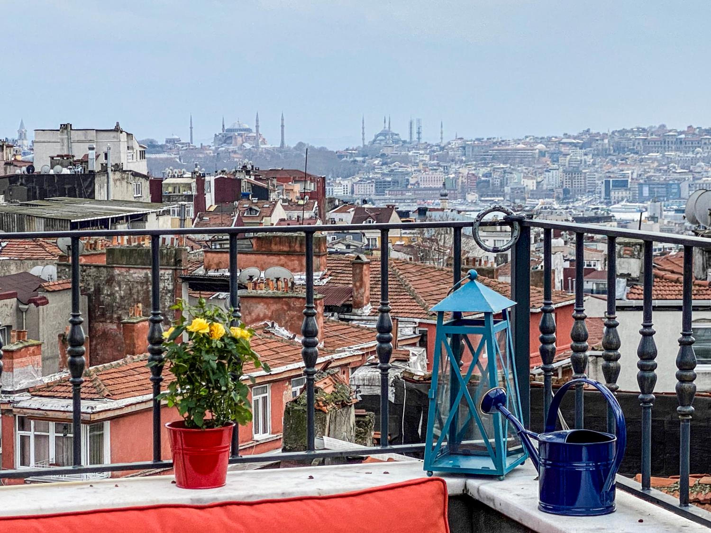 balcony