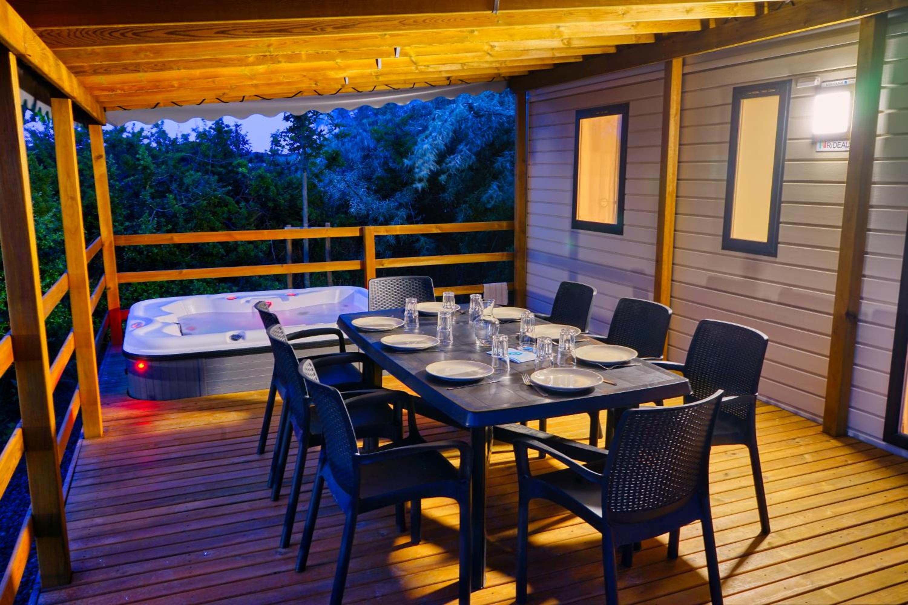 Camping Resort Les Champs Blancs