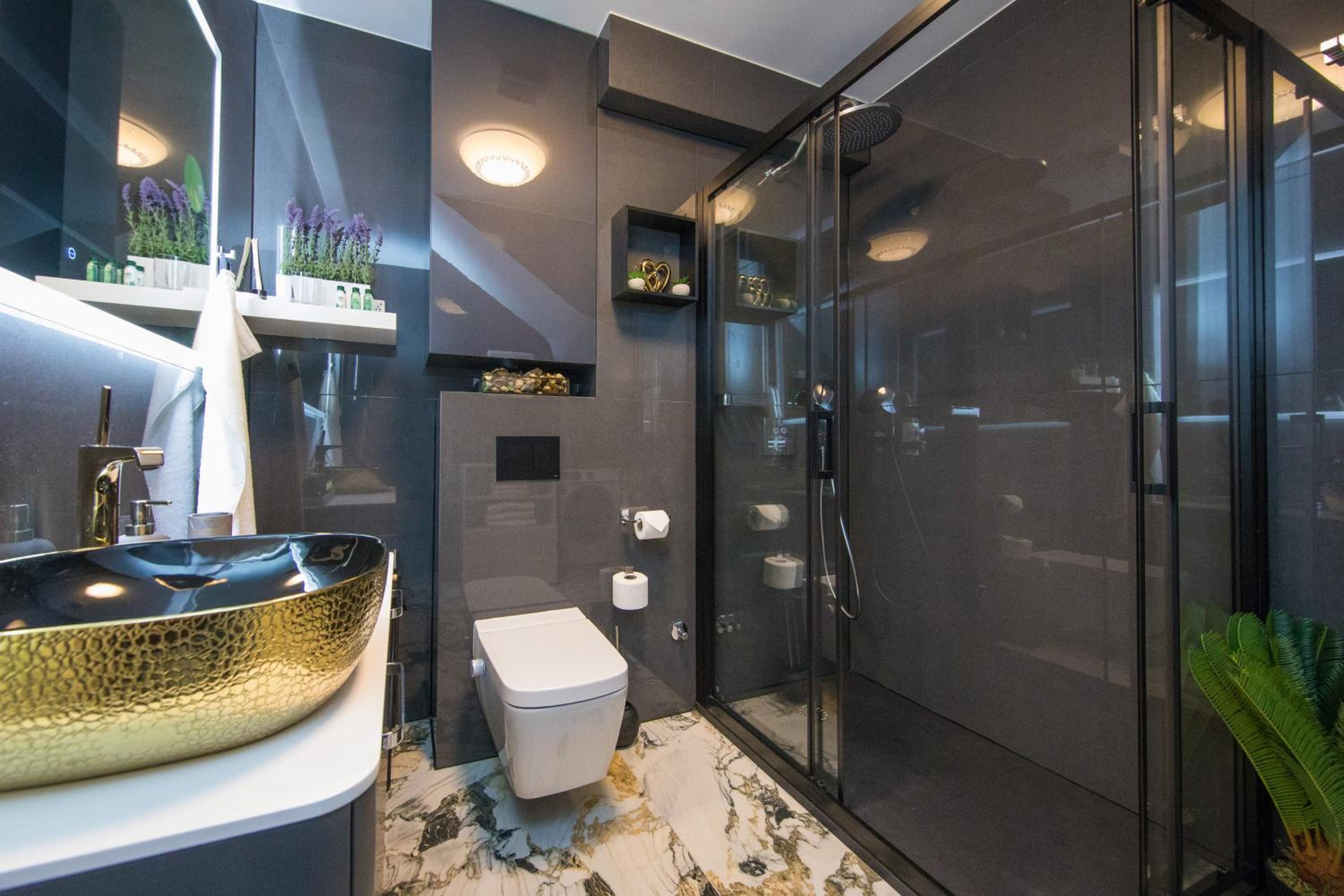 Luxury Apartment Edi