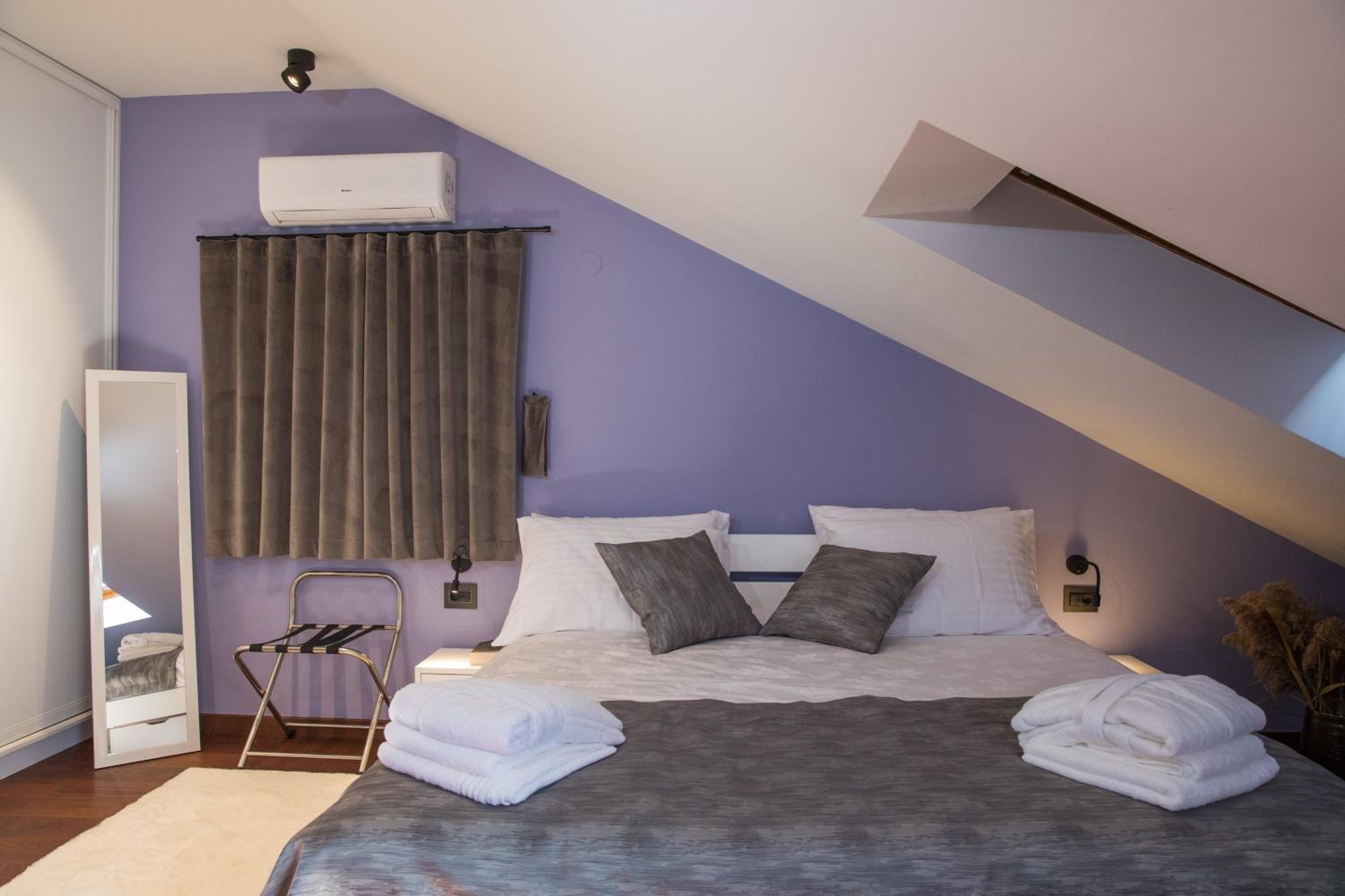 Luxury Apartment Edi