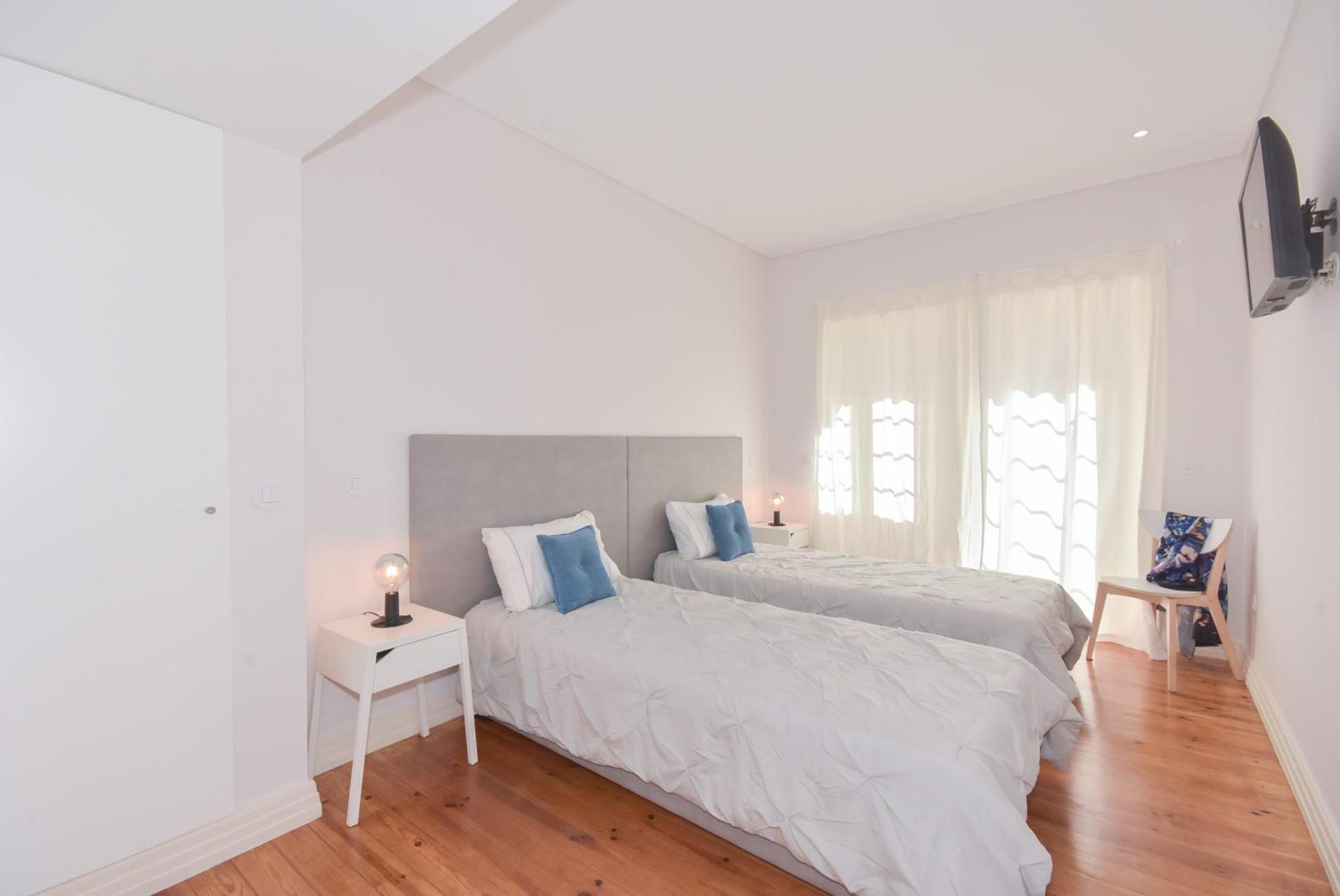 Peixinho Avenue Apartment view 3