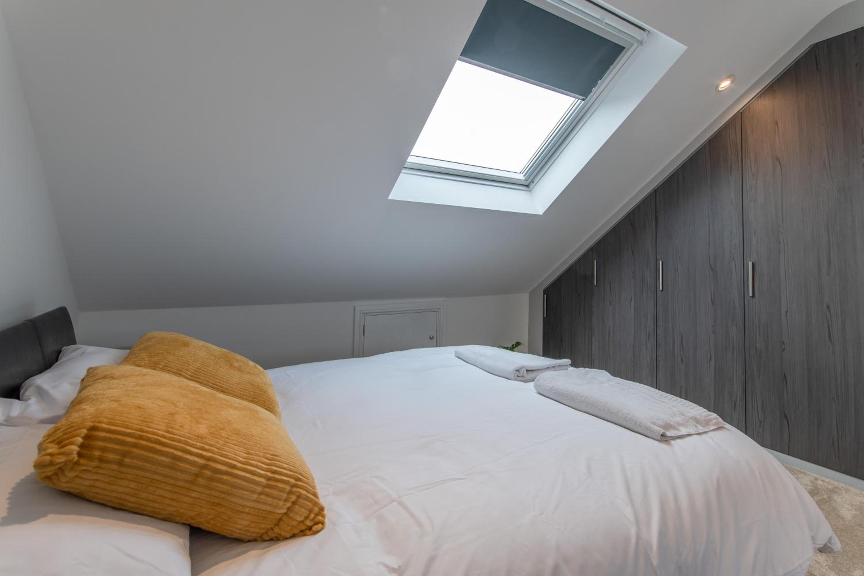 Super cosy self-catering studio flat view 2