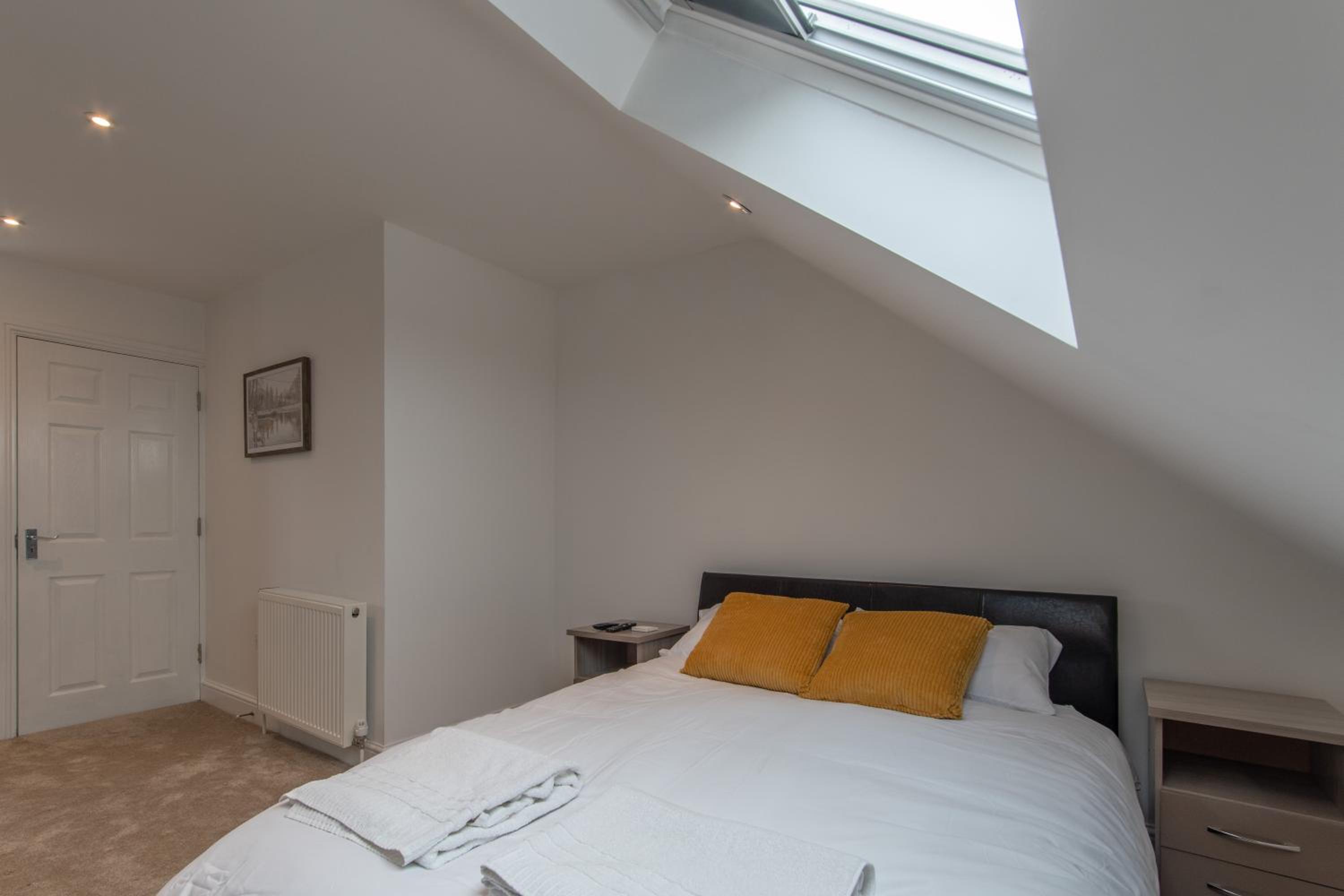 Super cosy self-catering studio flat view 3