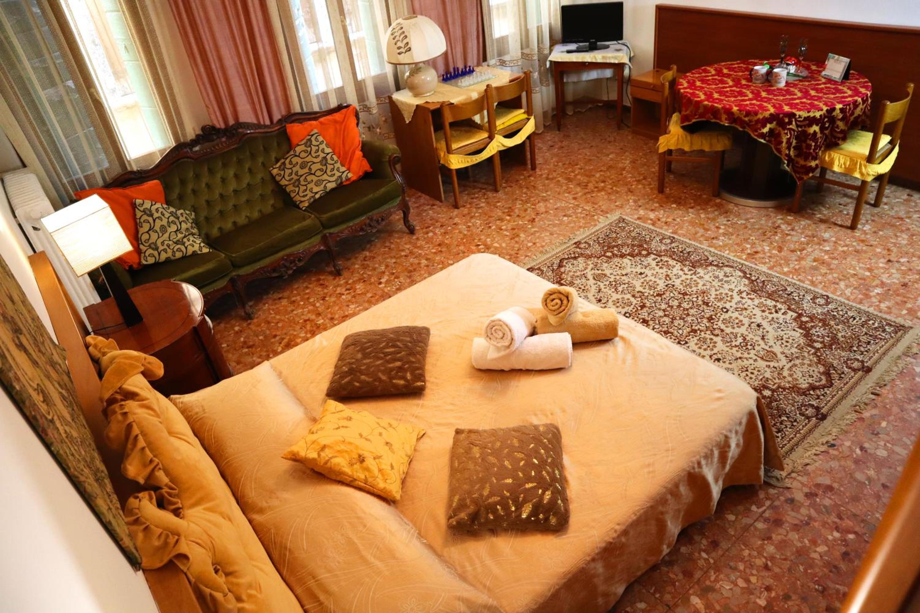 VENICE RAINBOW APARTMENT (RIALTO) photo 2