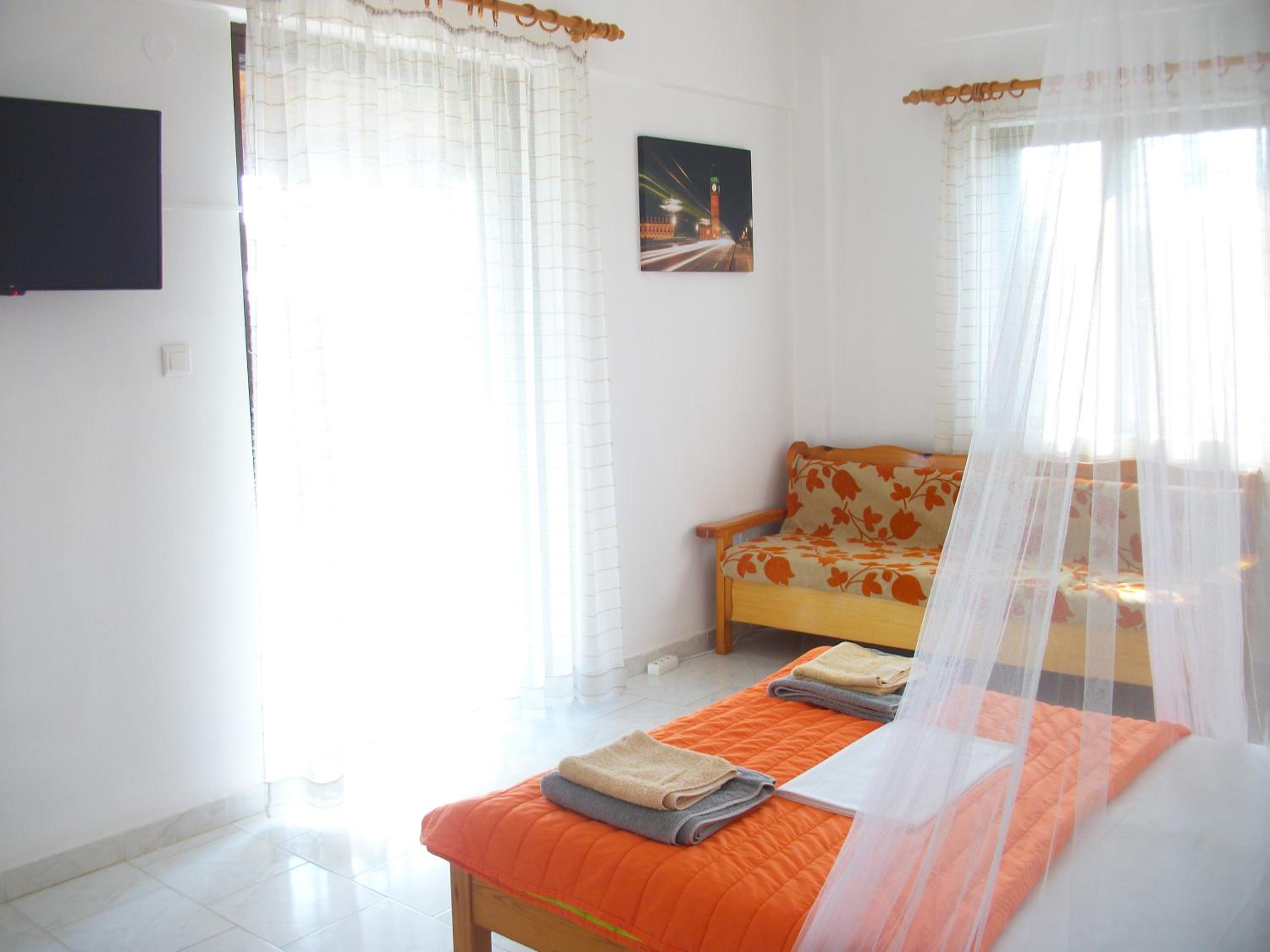 Apartments Elena & Marios