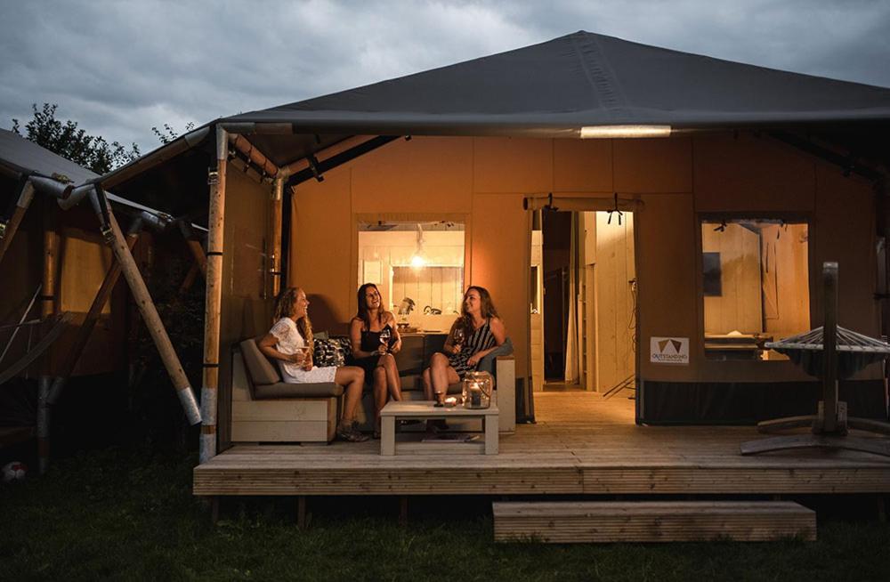 Luxe Safaritent 6 persoons op Camping Rijsterbos view 3