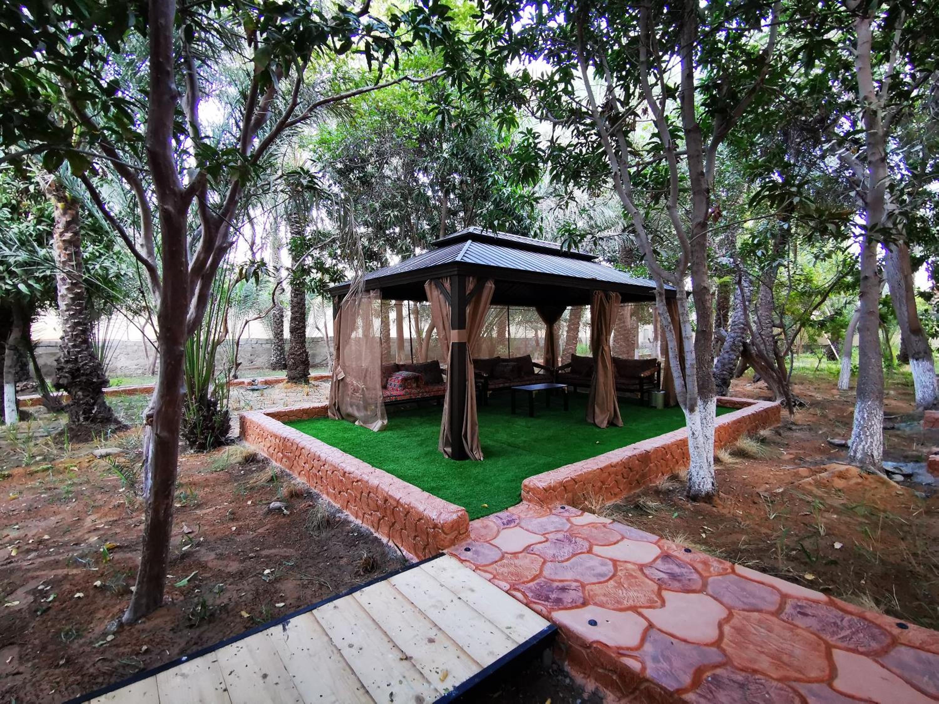 ALBERI LODGE