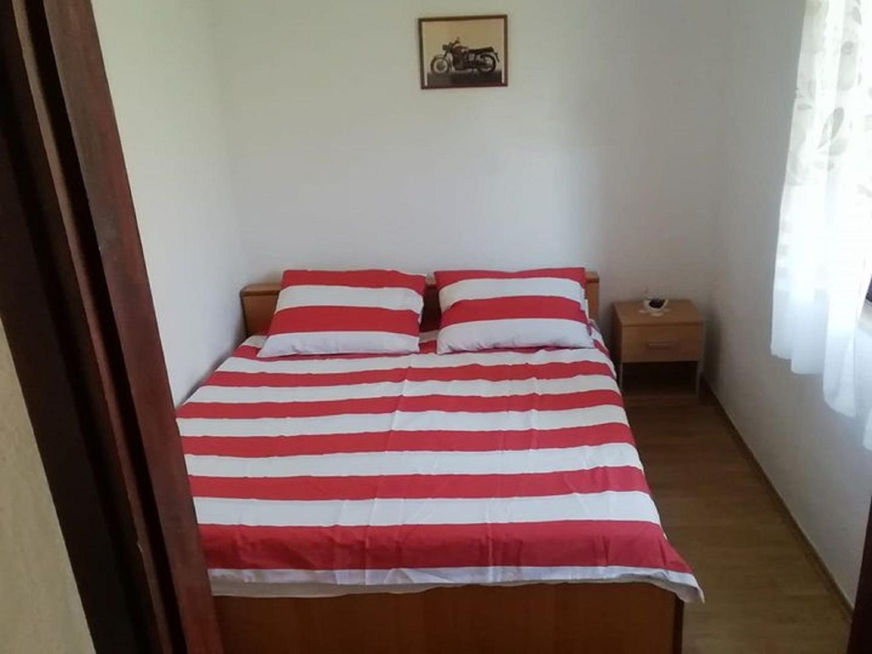 Photo 32