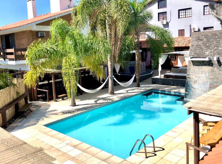 Lira Hotel & Restaurante