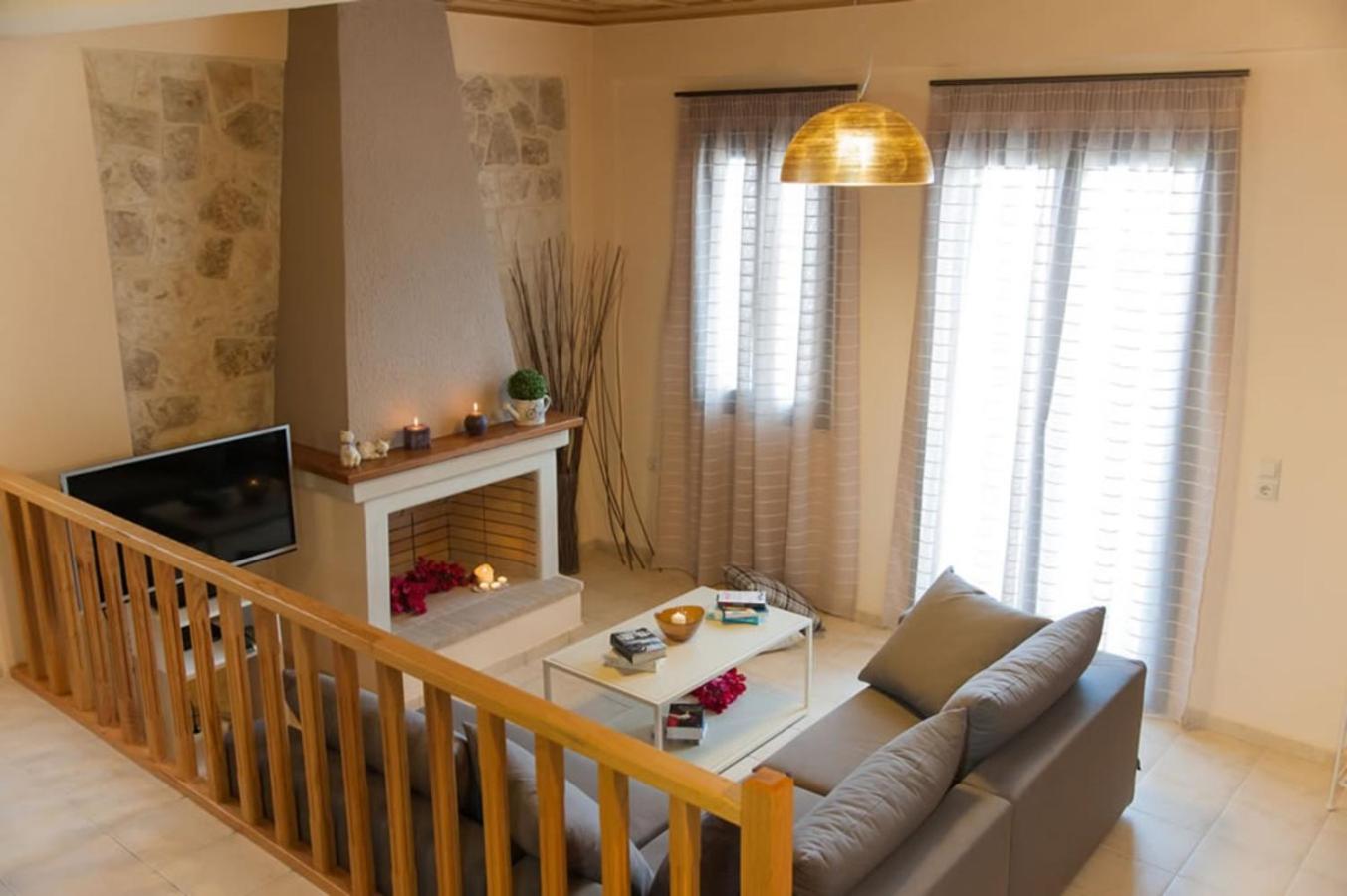 Hotel Peonia and Ortansia Villas - Few Steps from the beach - Image 1