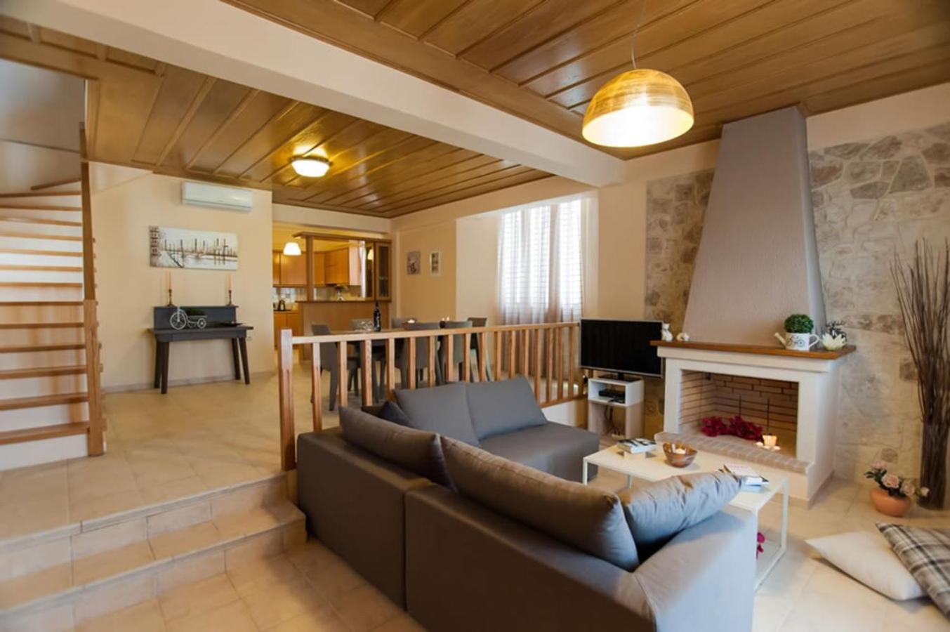 Peonia and Ortansia Villas - Few Steps from the beach view 2