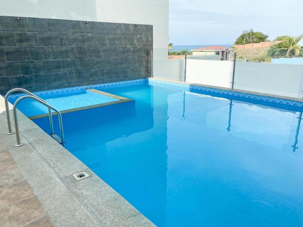 A4 Pool&Ocean View Economic&Comfortable 2 Bedrooms Apartment