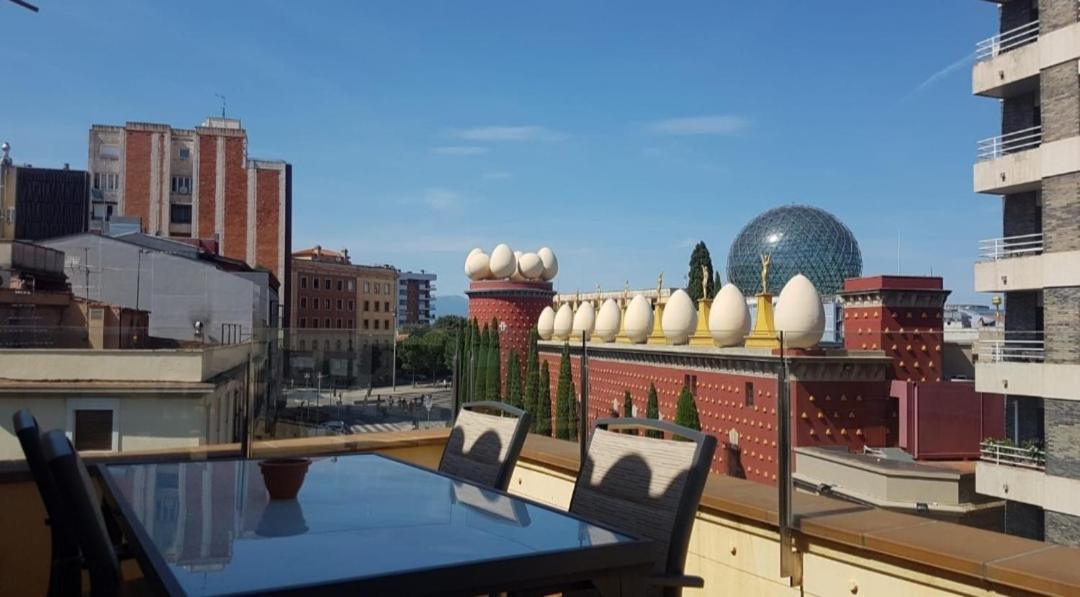 Apartamento ático enfrente del Museo Dalí photo 3