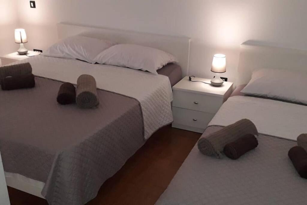 Apartman Franko - uz parking view 4