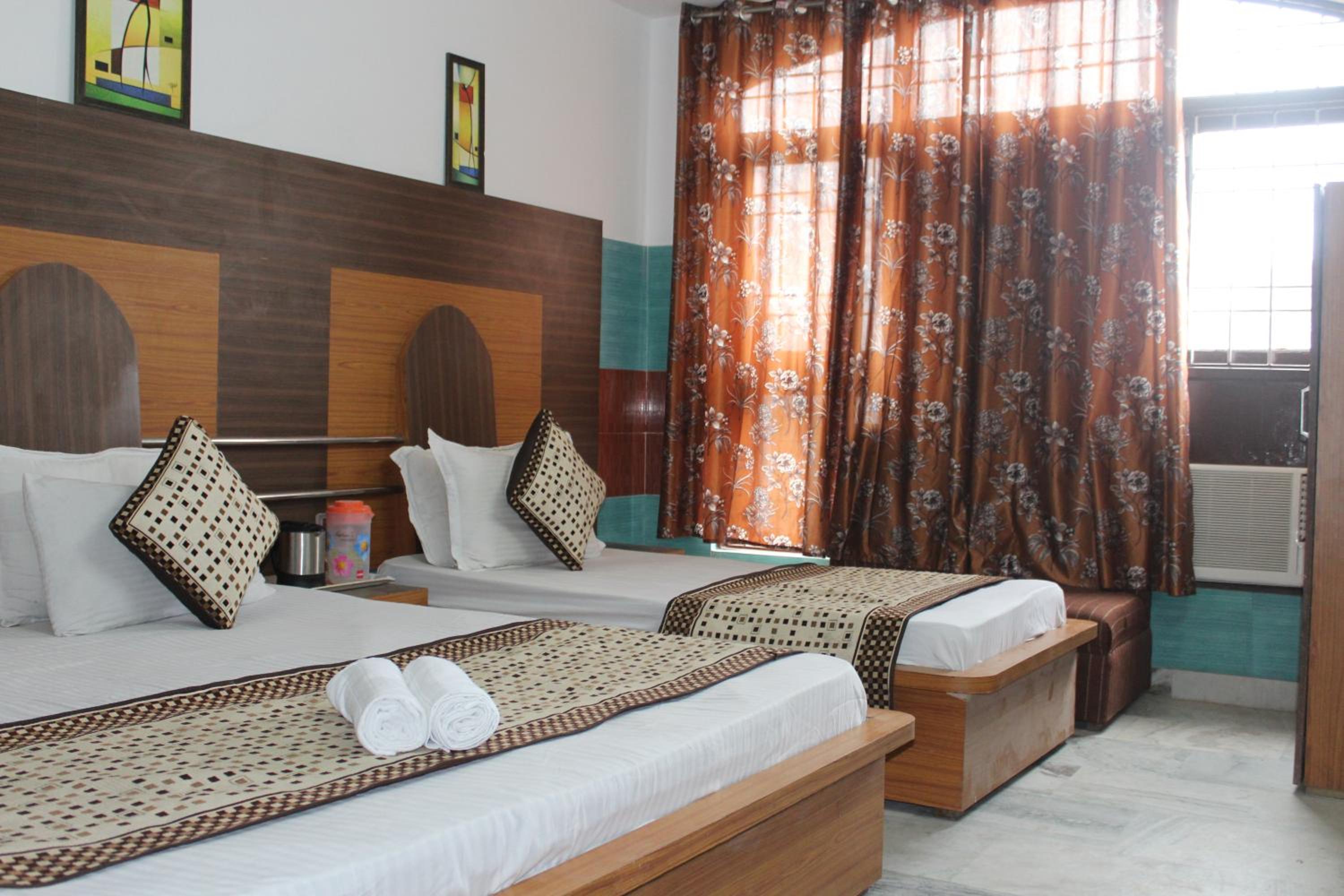 Katra Vacations - Trimrooms  Katra Railway Station - Property Image 8