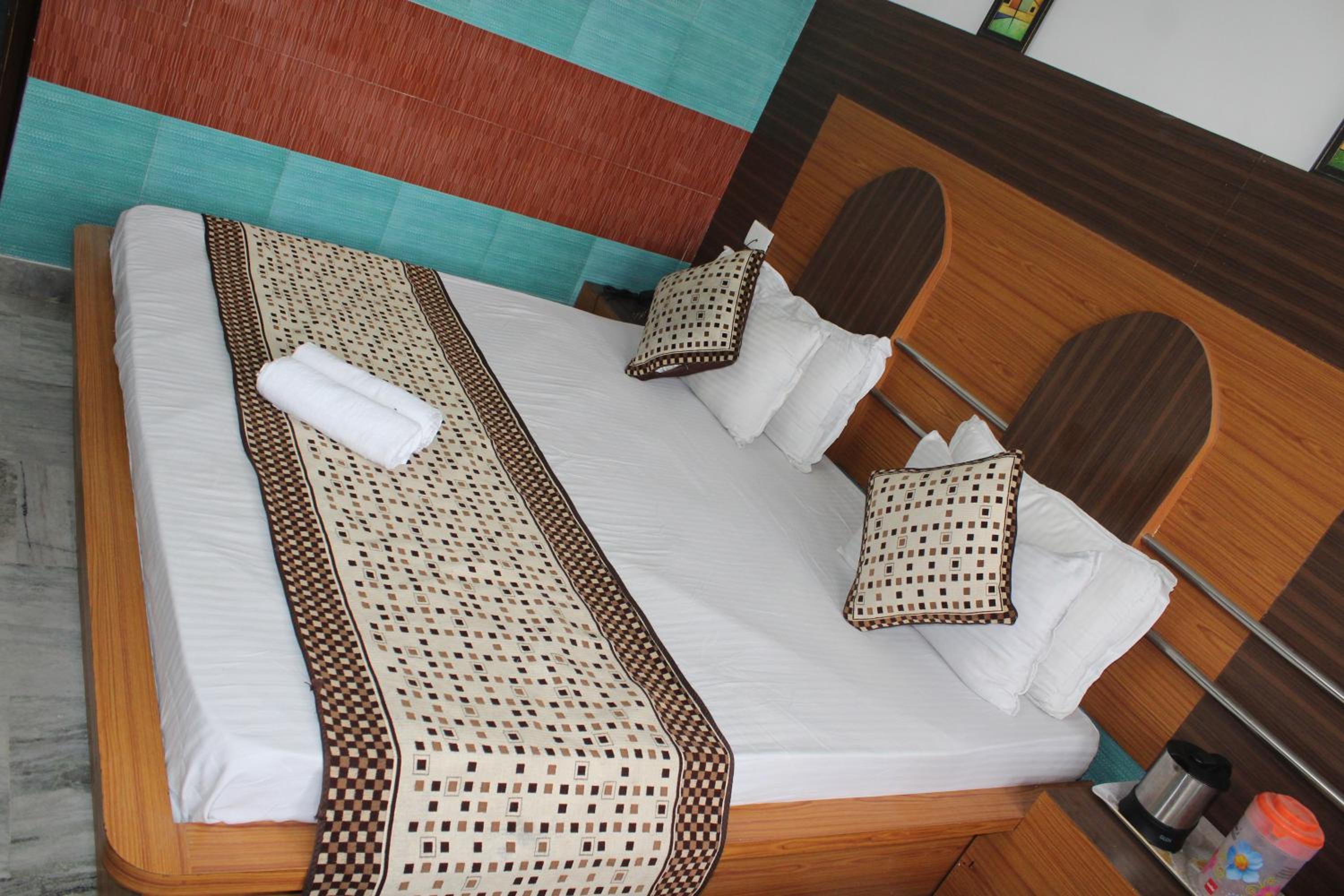 Katra Vacations - Trimrooms  Katra Railway Station - Property Image 1
