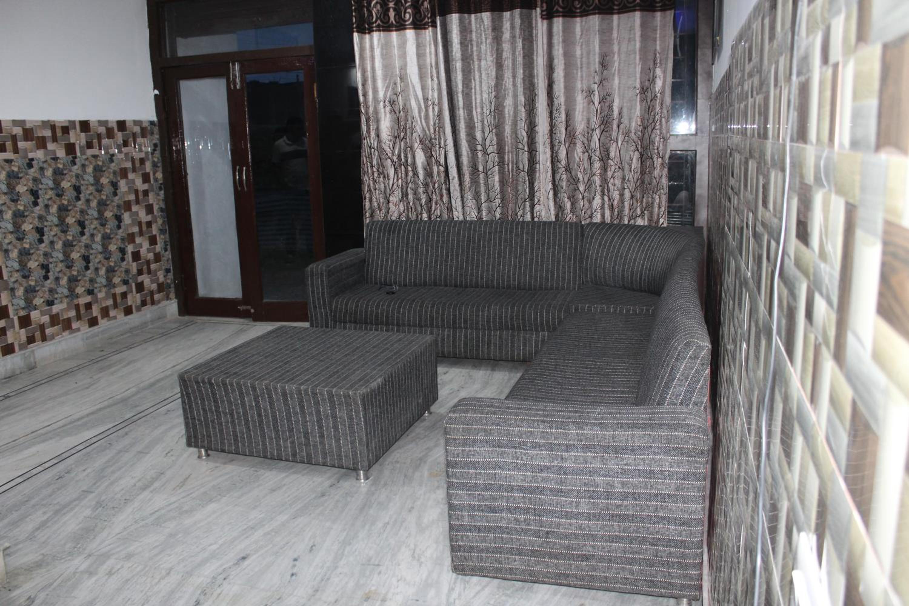 Katra Vacations - Trimrooms  Katra Railway Station - Property Image 10