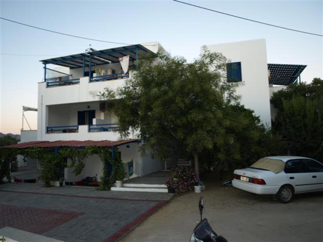 Photo 34