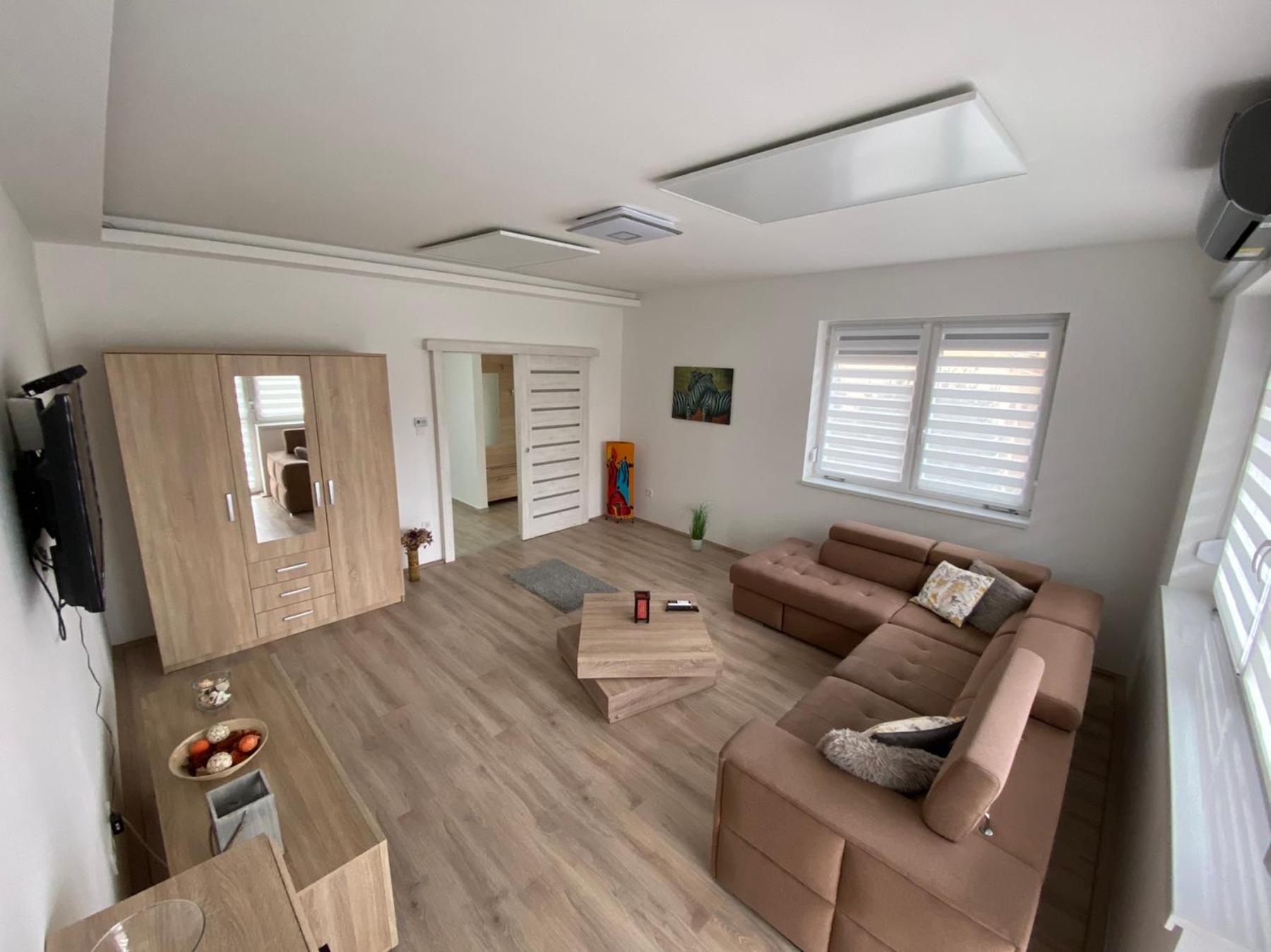Hajnal Apartmanház