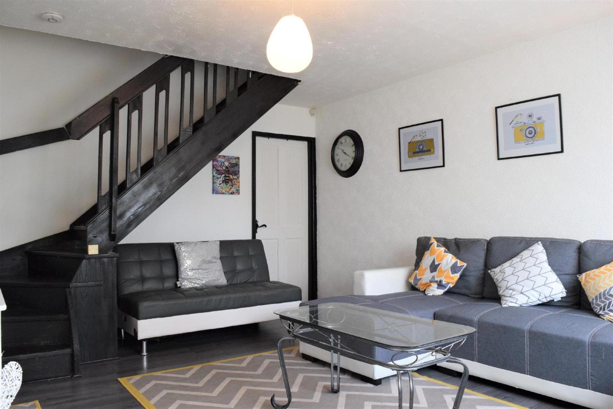 Modern & Central home 2BD Flat! - Manchester!