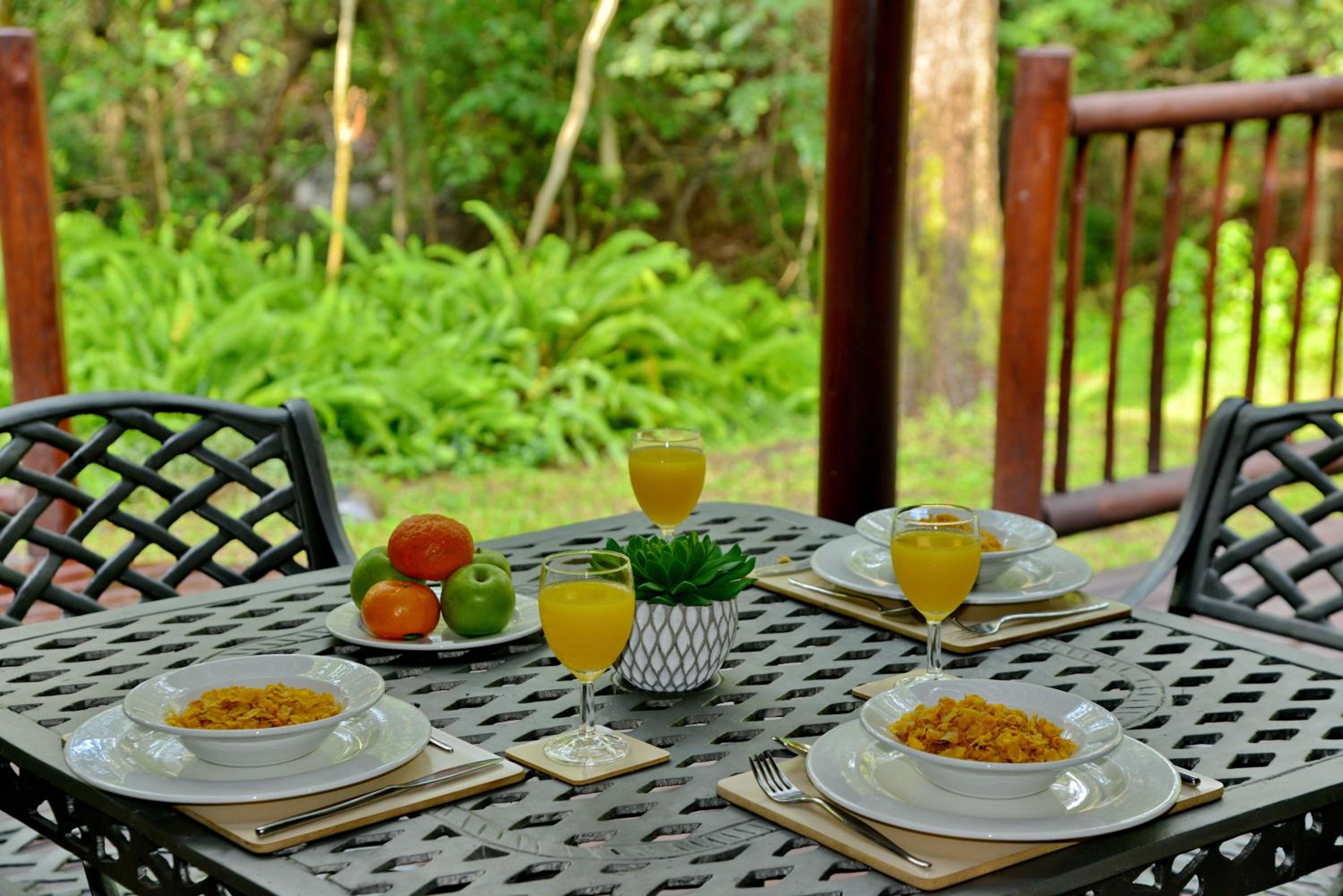 Hazyview Vacations - Cambalala - Private Villa - in Kruger Park Lodge - Serviced Daily, Free Wi-Fi - Property Image 13