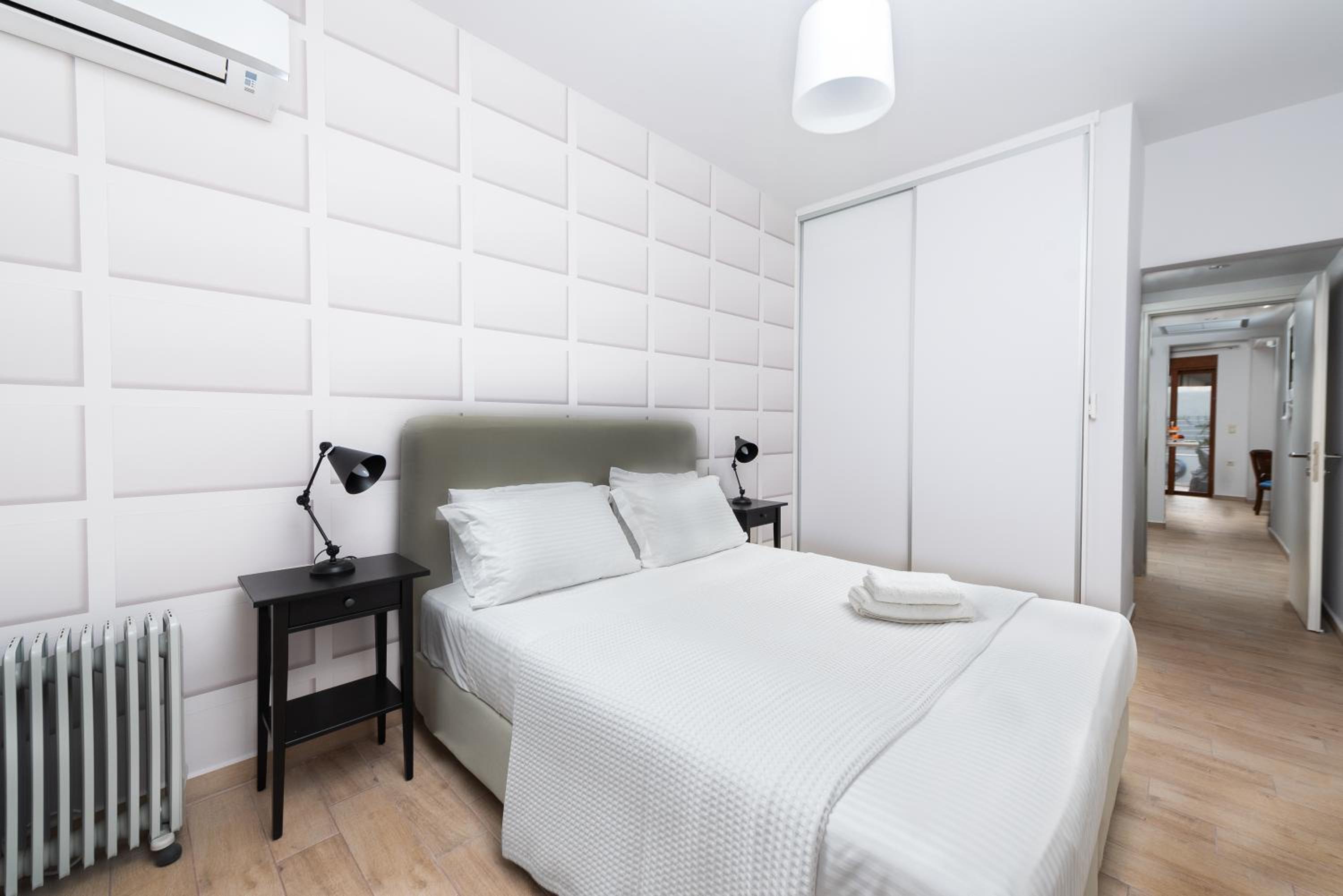 Ritas Modern In-City House
