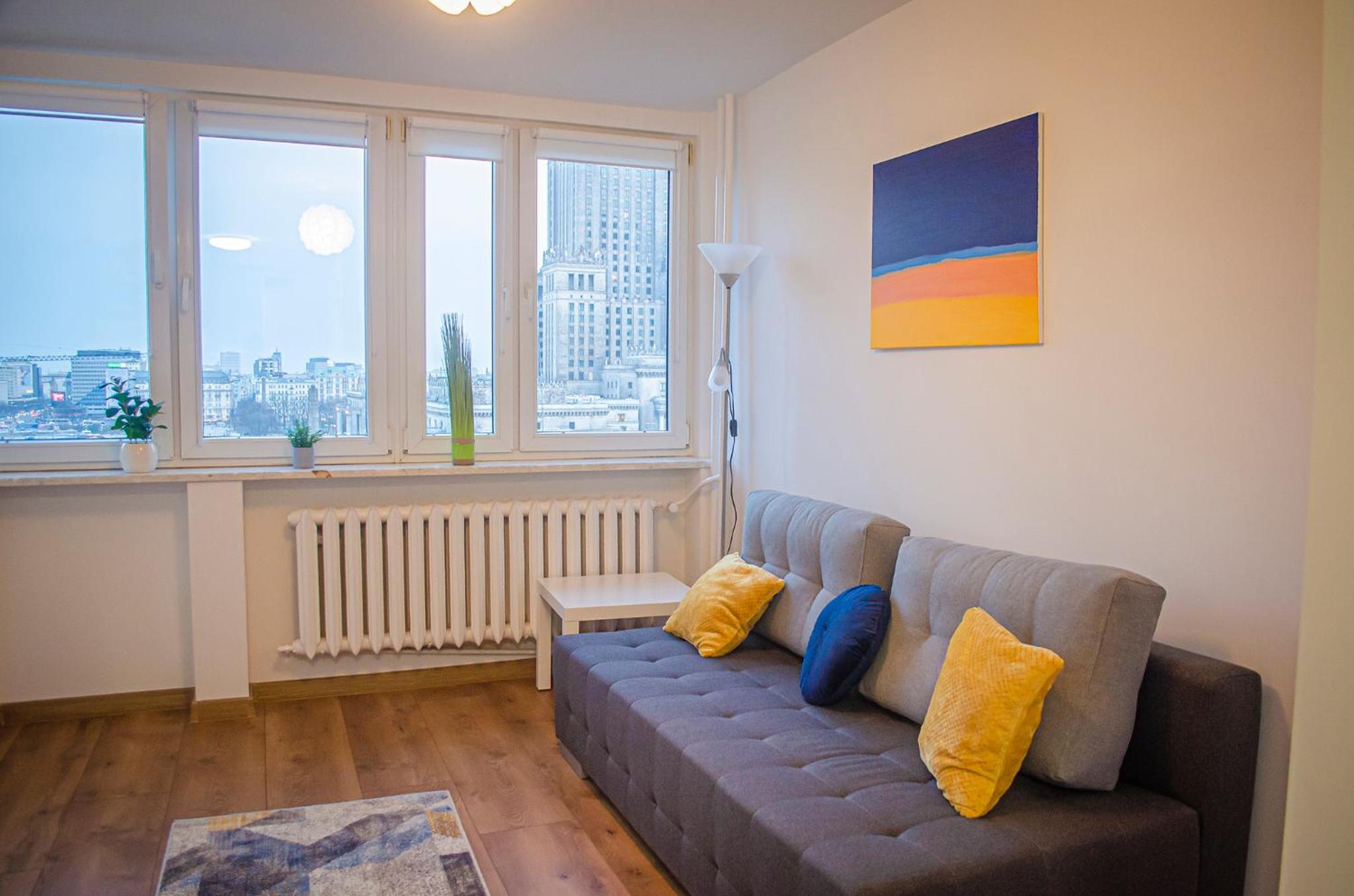Sweet Life Apartment next to metro station view 5