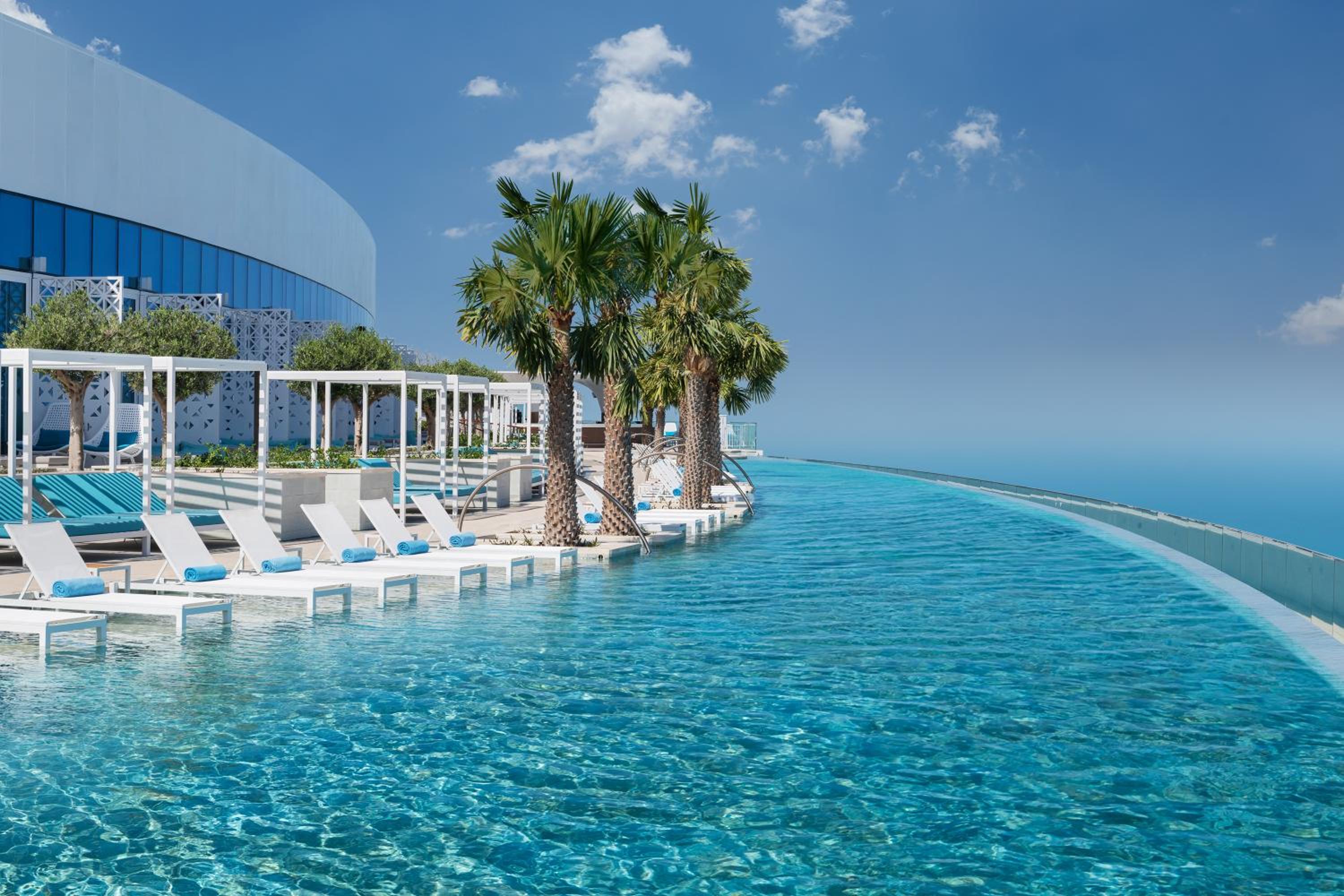 Address Beach Resort 30