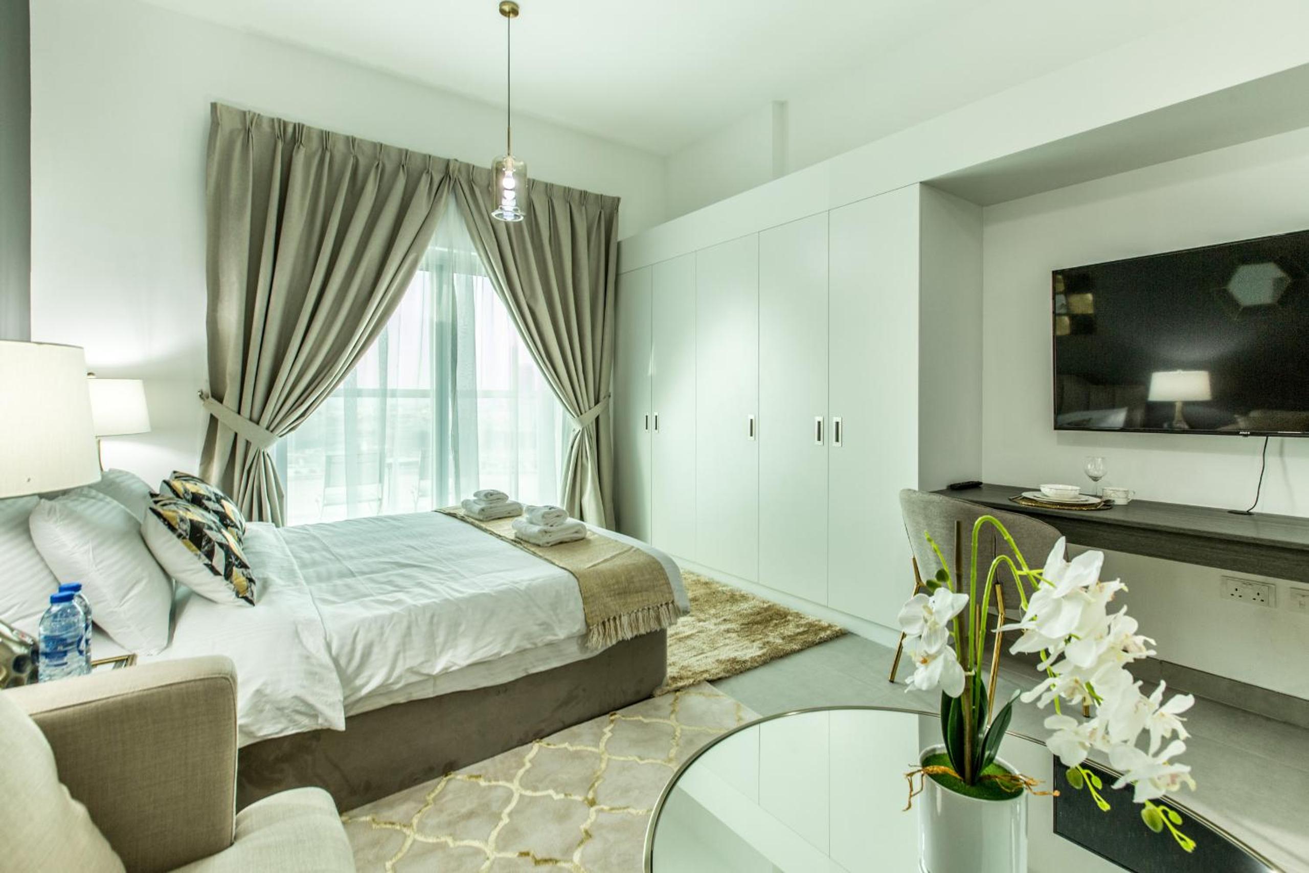 Primestay - Chic & Gorgeous studio in Al Barsha