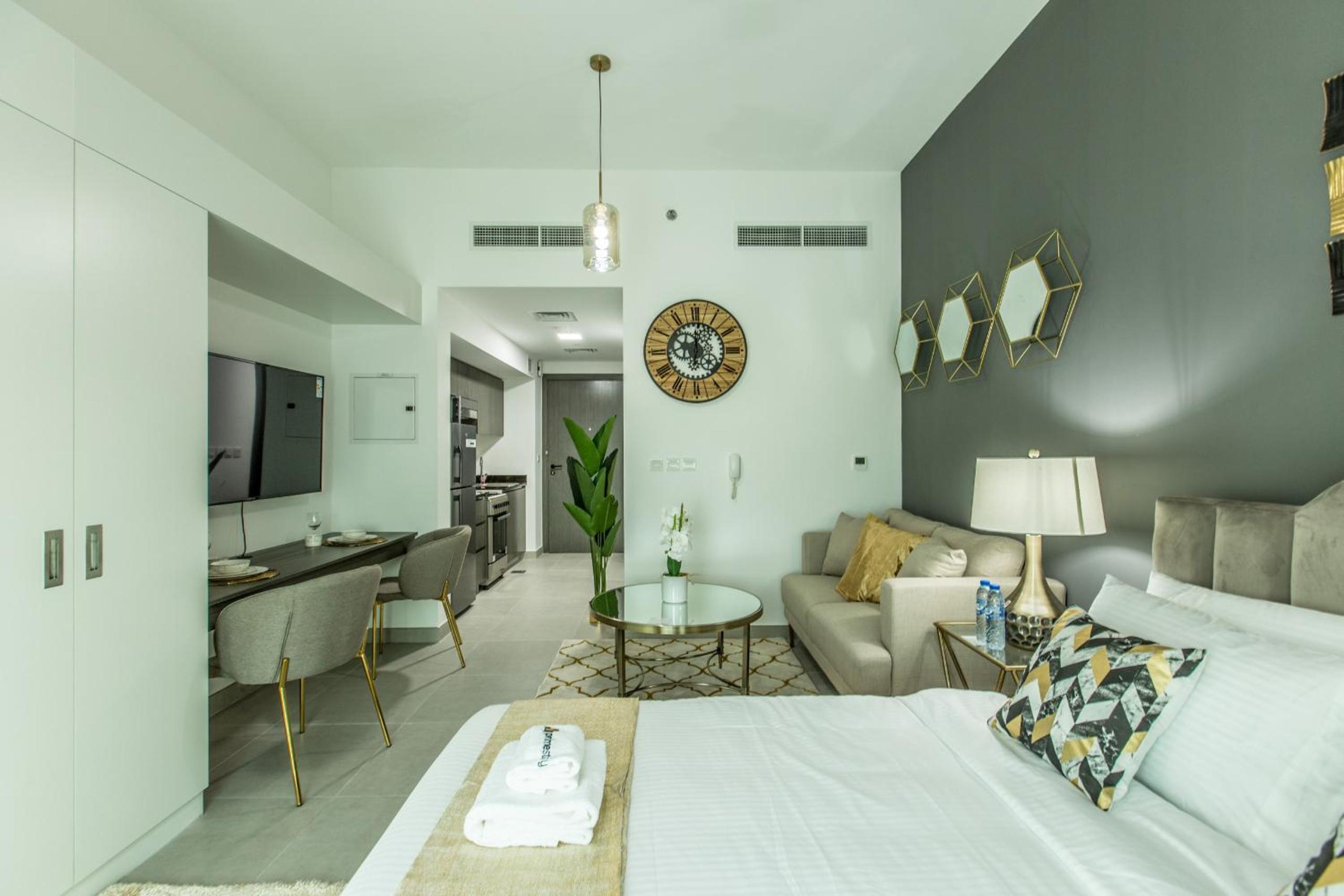 Primestay - Chic & Gorgeous studio in Al Barsha