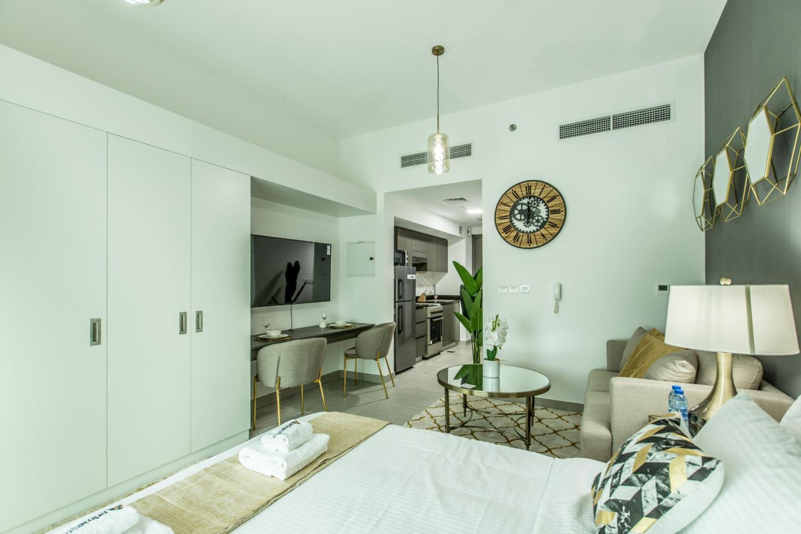 Primestay - Chic & Gorgeous studio in Al Barsha