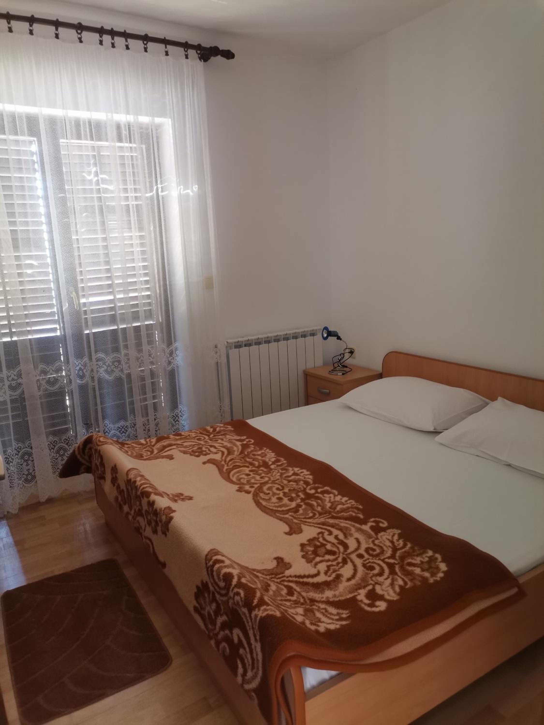 Apartments Petrica