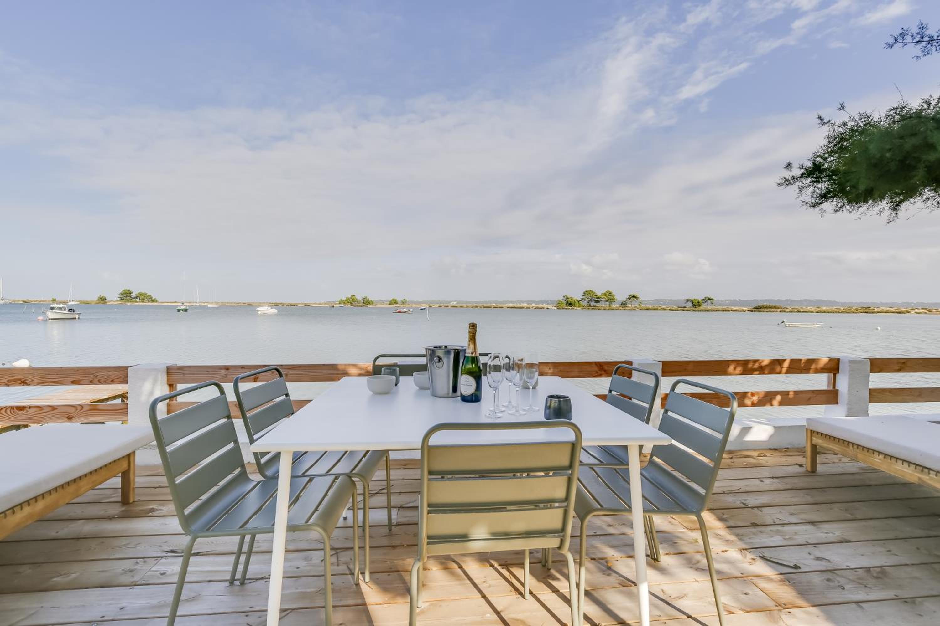 Villa Mimbeau view 3