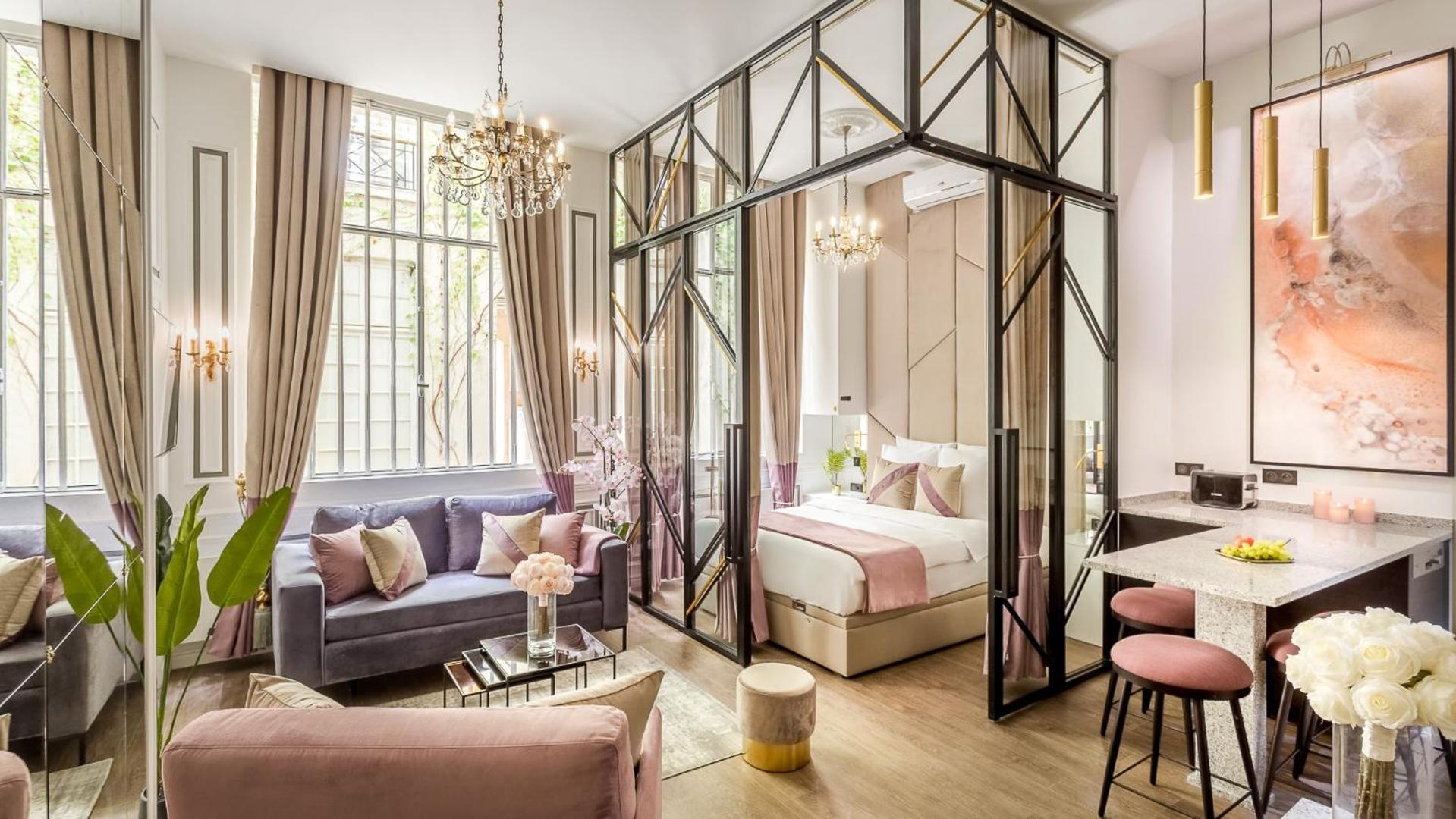 Luxury 3 bedroom Loft in Heritage Building - LE MARAIS