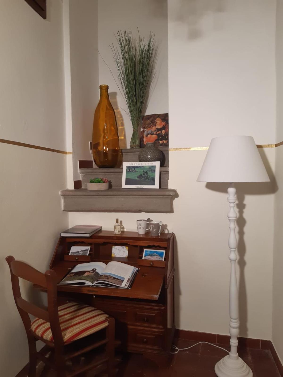 La Sosta di Dardano, Typical & Historical, Central apartment photo 5